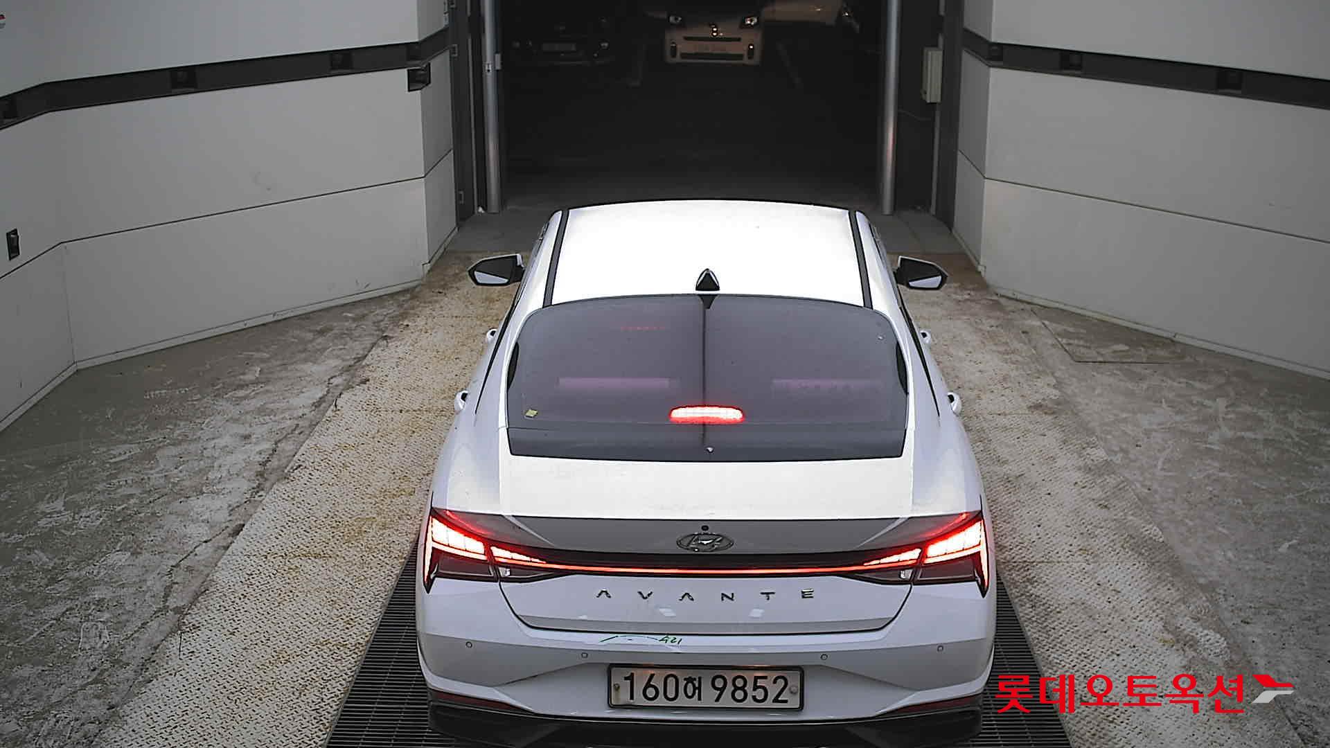 2021 - hyundai avante