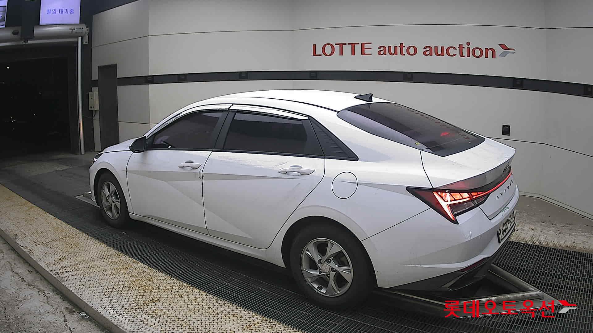 2021 - hyundai avante