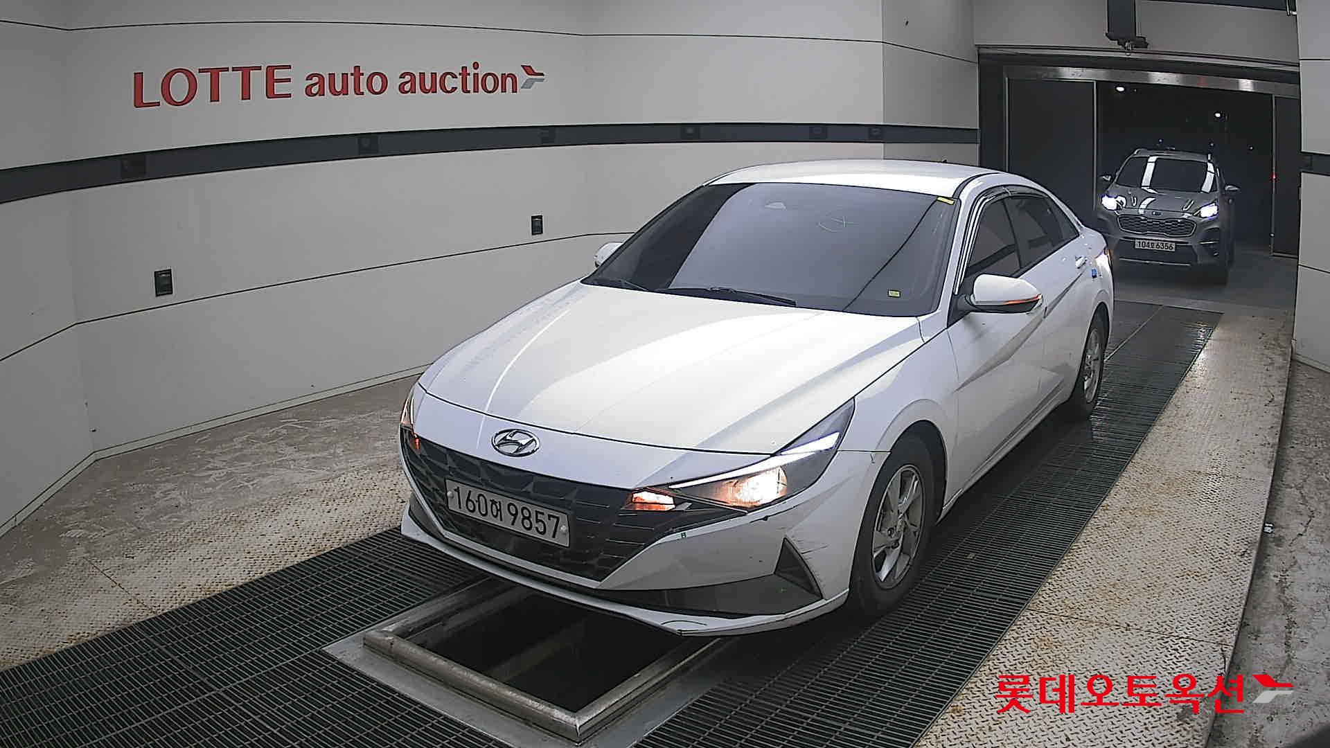 2021 - hyundai avante