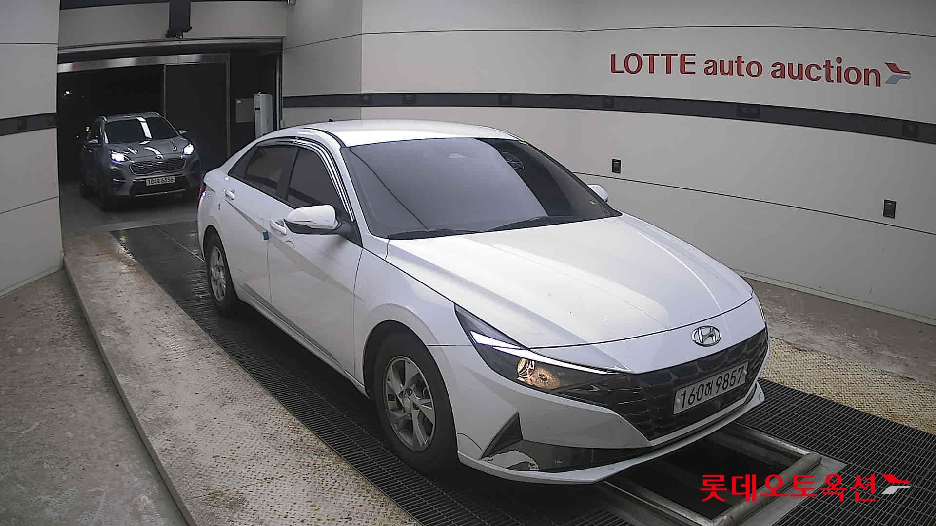 2021 - hyundai avante