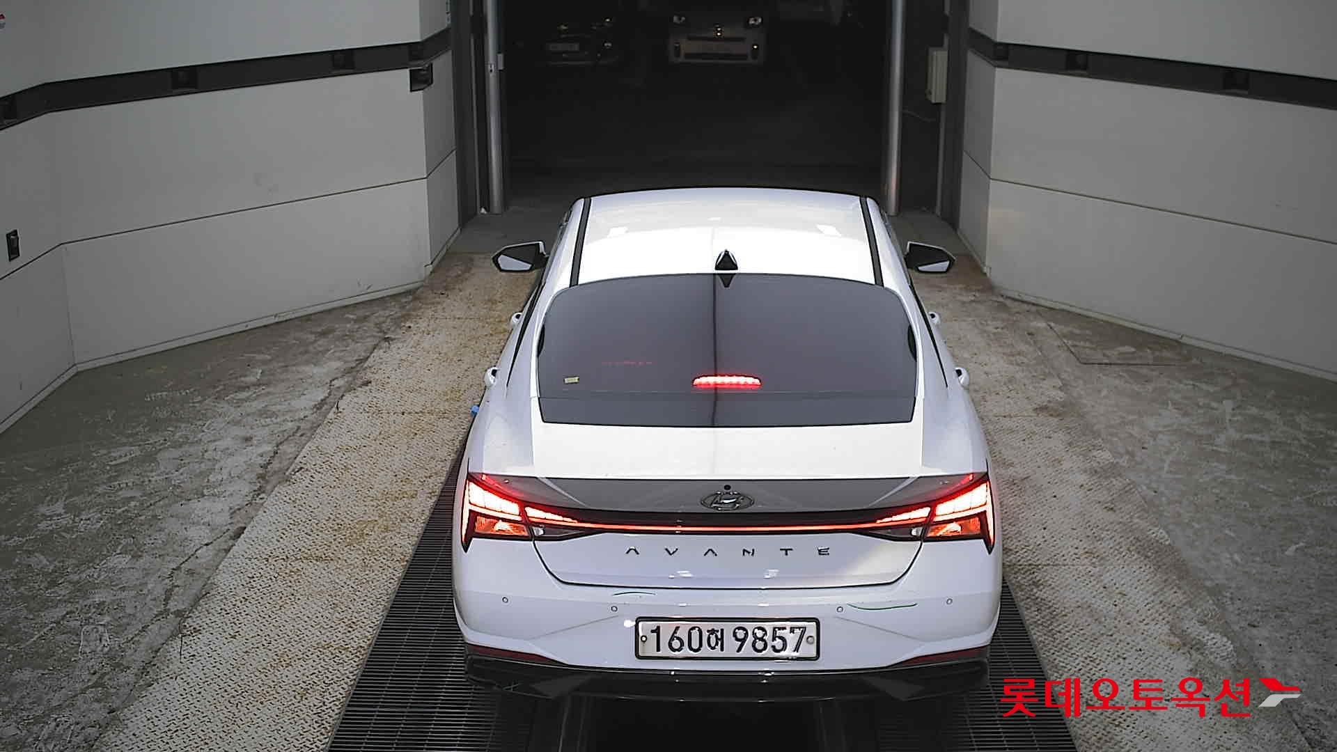 2021 - hyundai avante