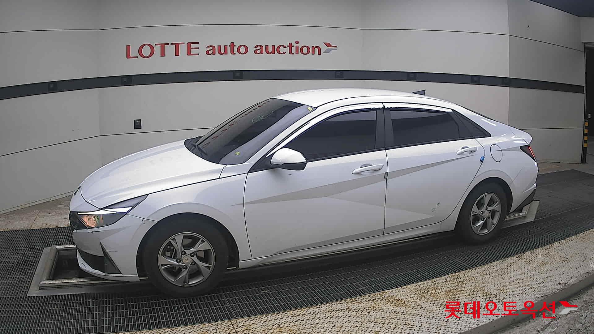 2021 - hyundai avante