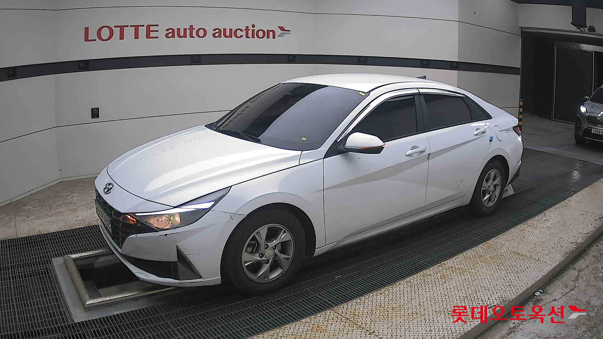 2021 - hyundai avante