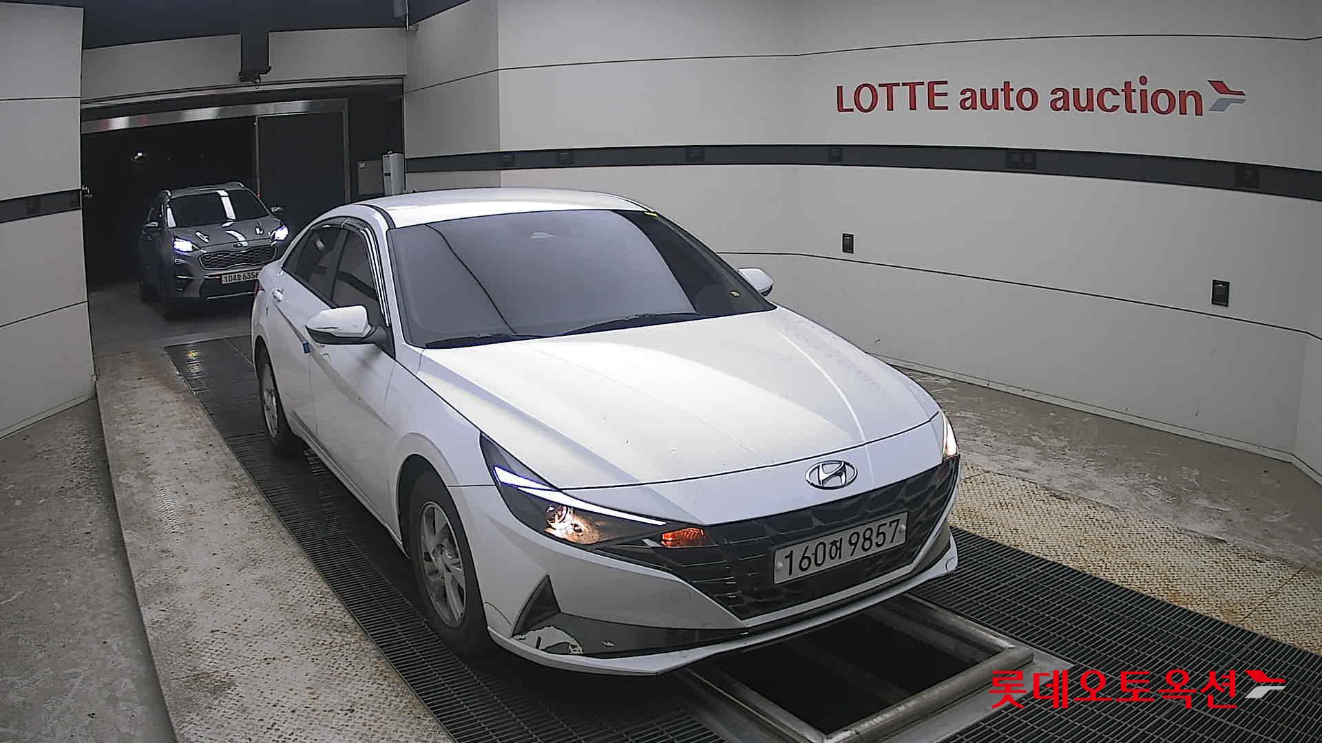2021 - hyundai avante