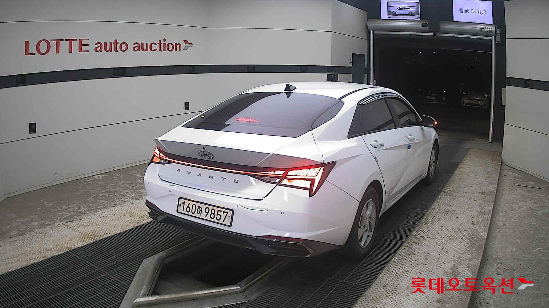 2021 - hyundai avante