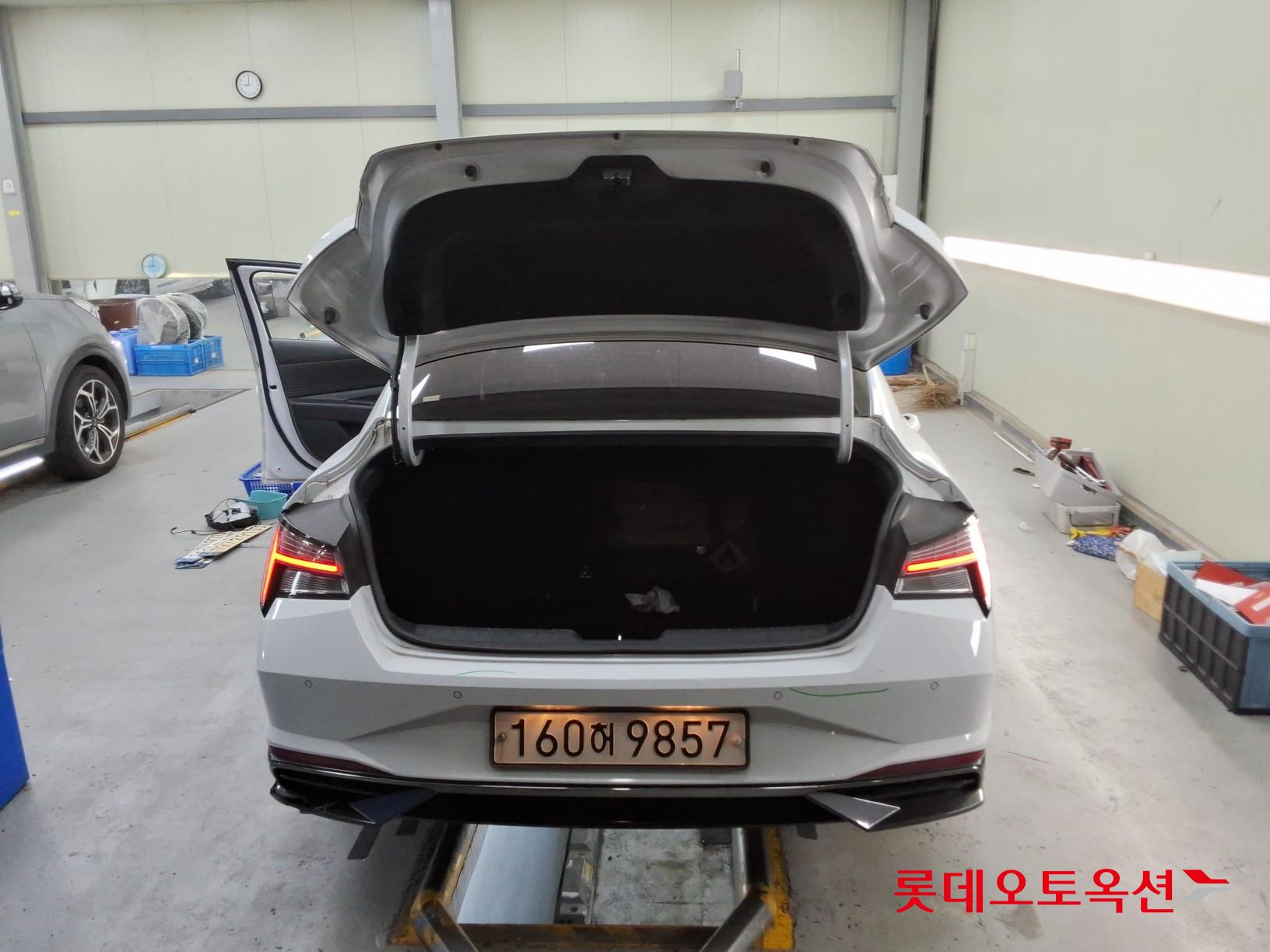 2021 - hyundai avante