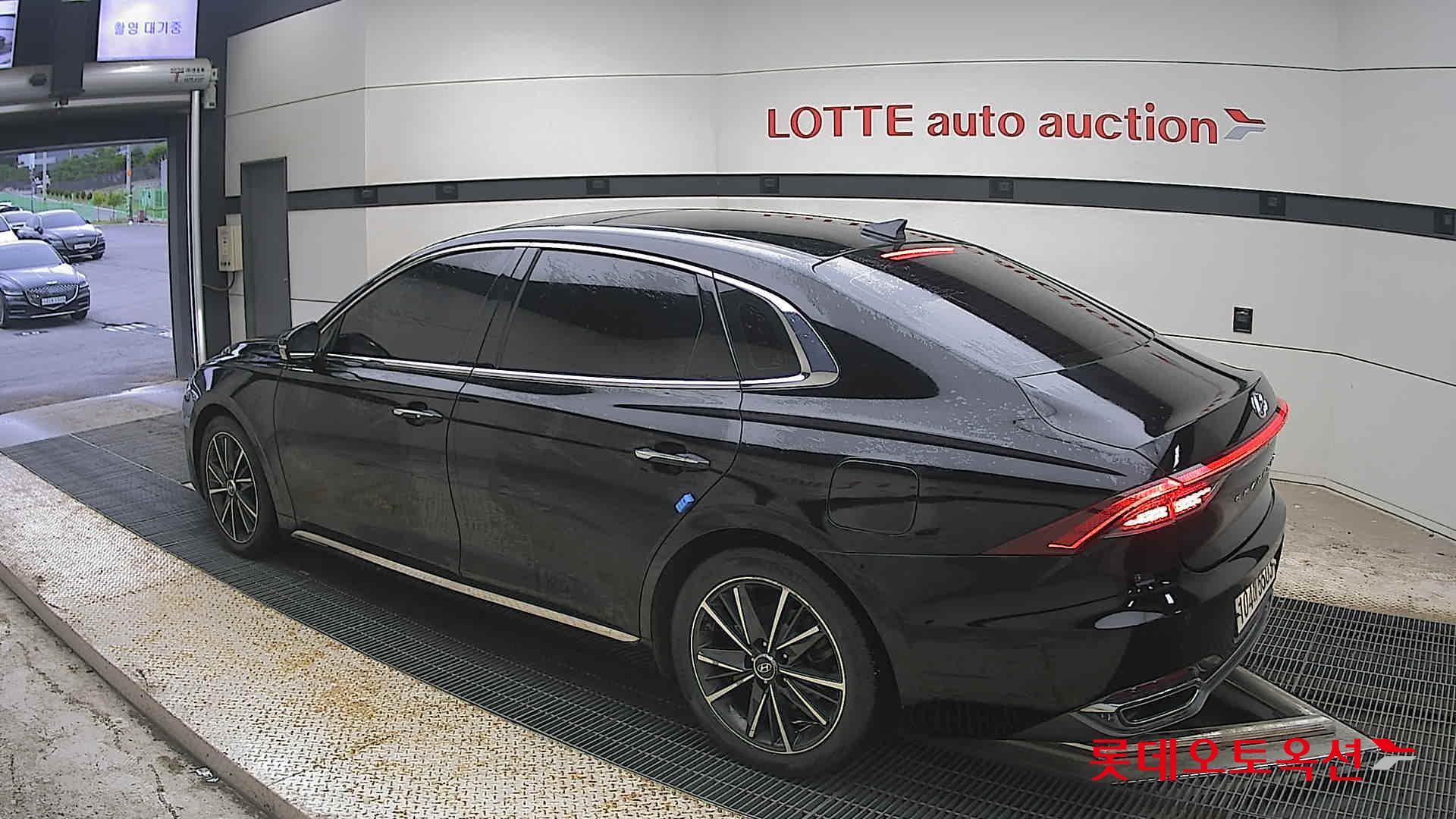 2020 - hyundai grandeur