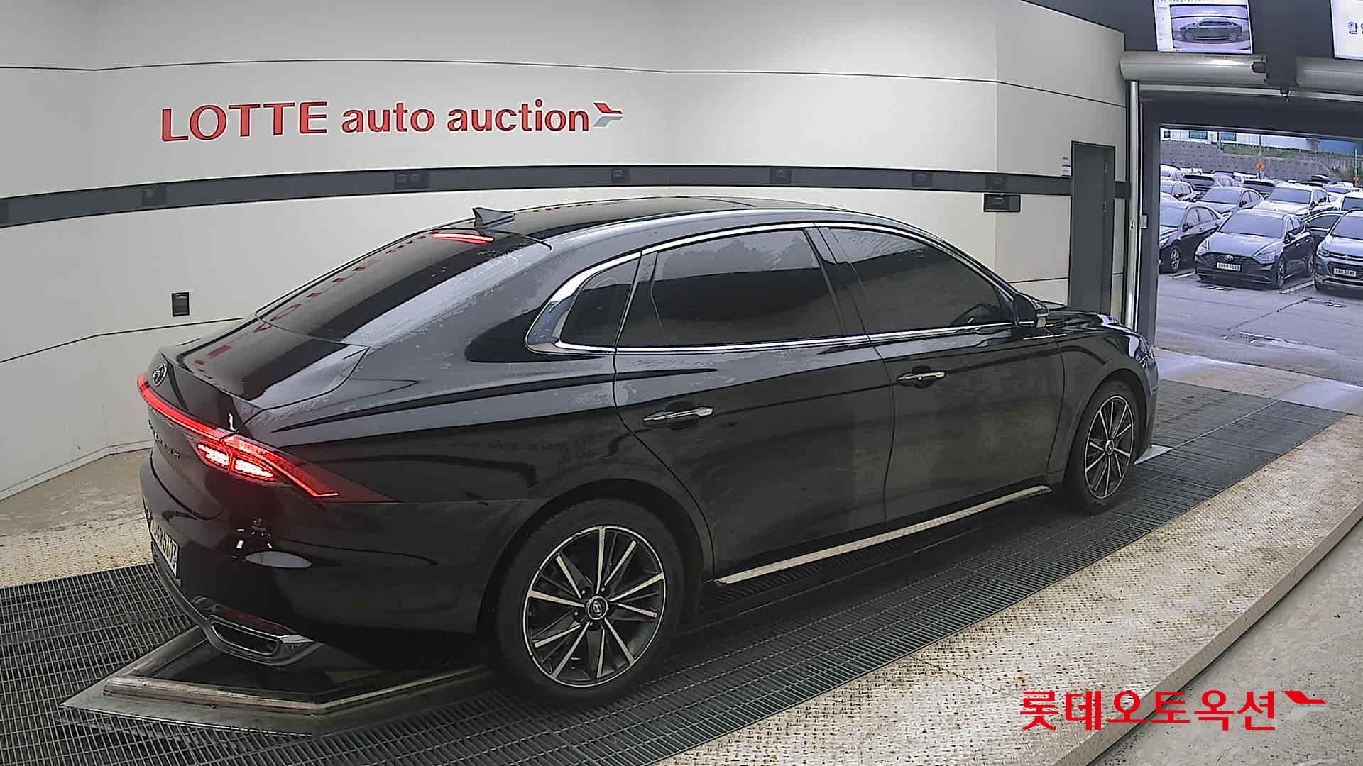 2020 - hyundai grandeur