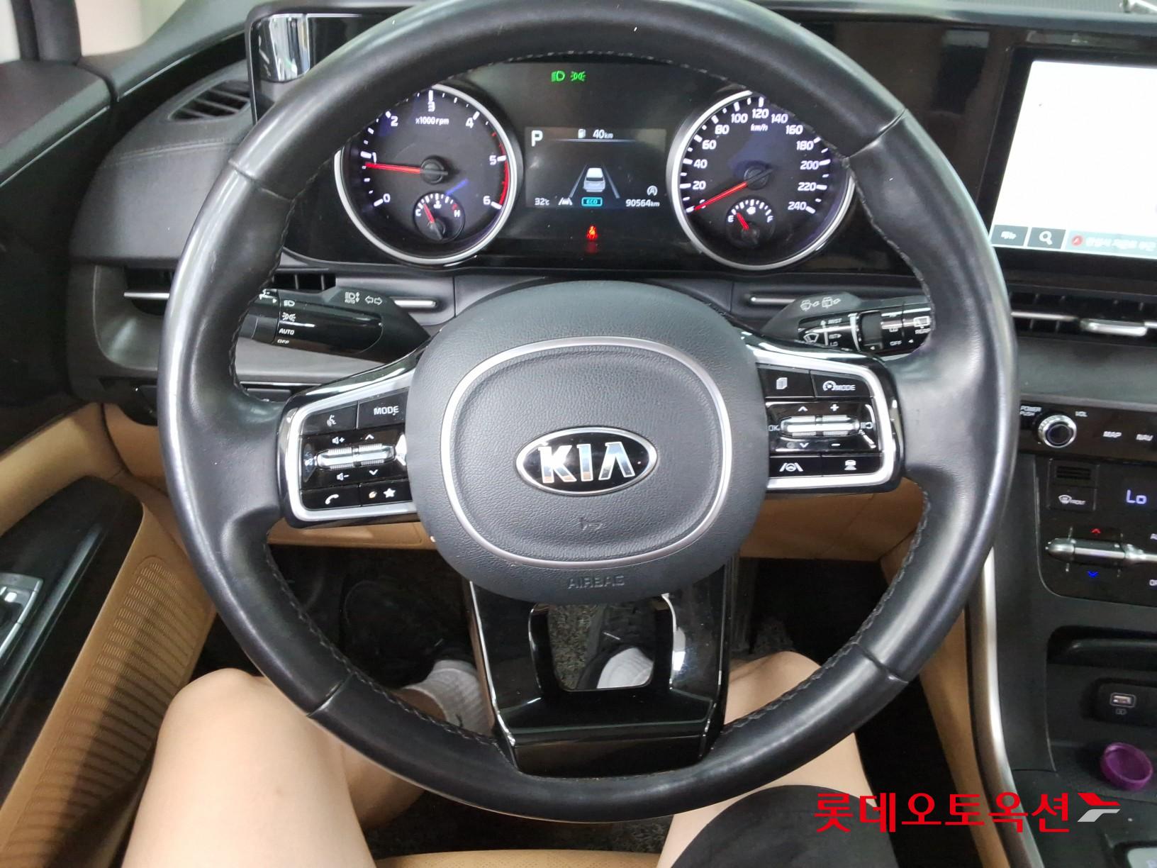 2021 - kia carnival