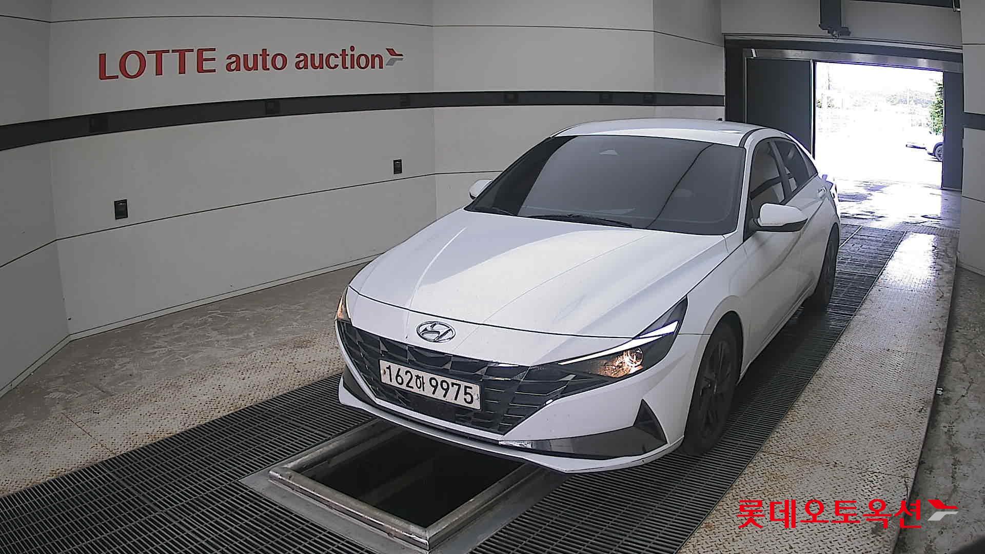2021 - hyundai avante