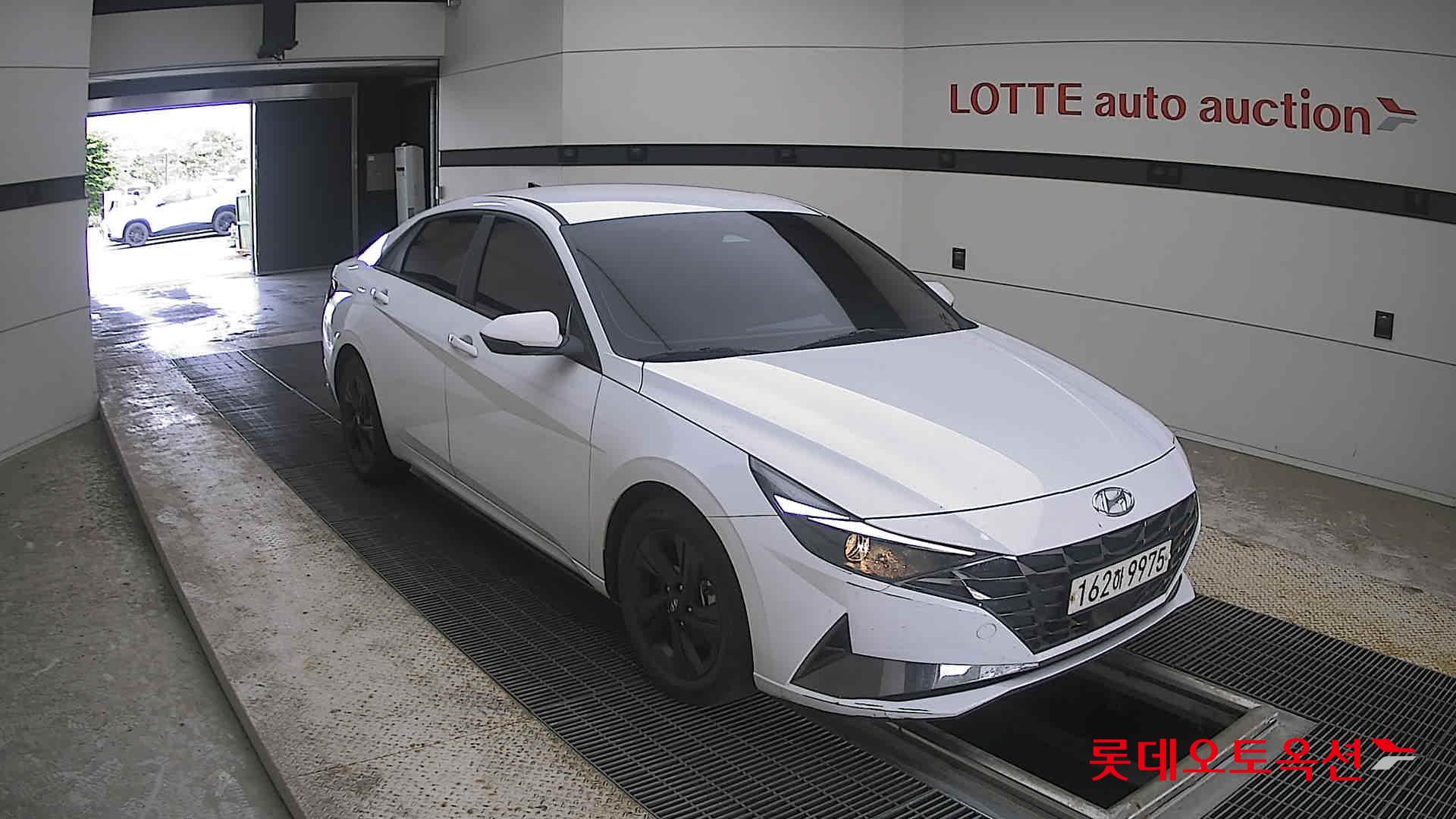 2021 - hyundai avante