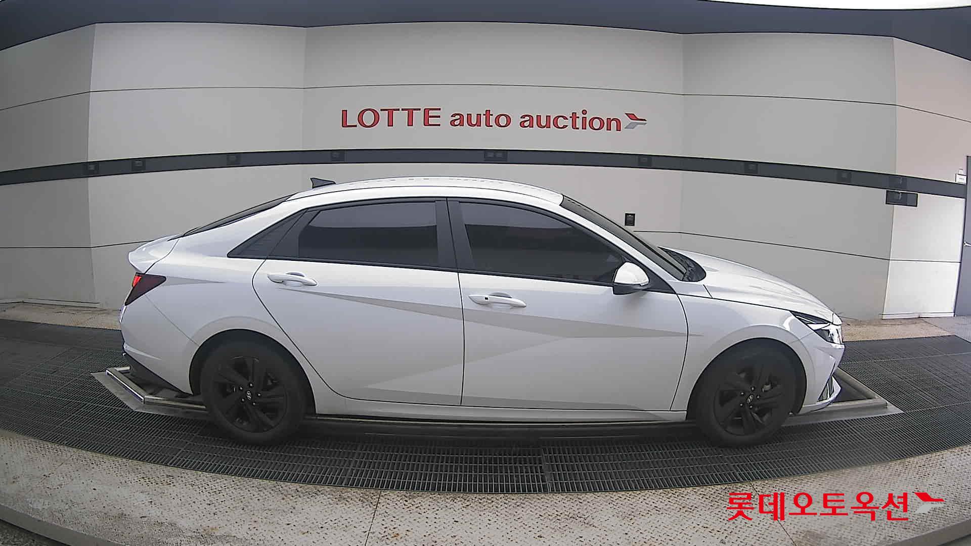 2021 - hyundai avante
