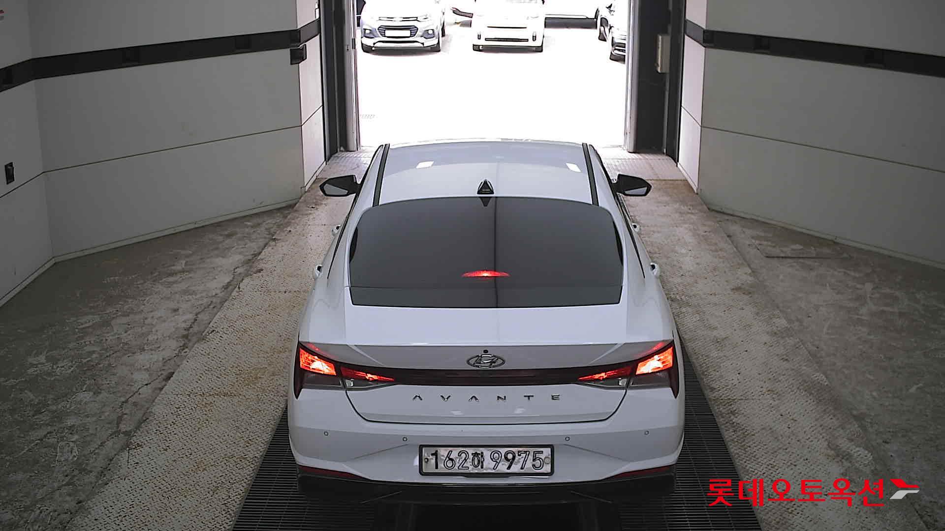 2021 - hyundai avante