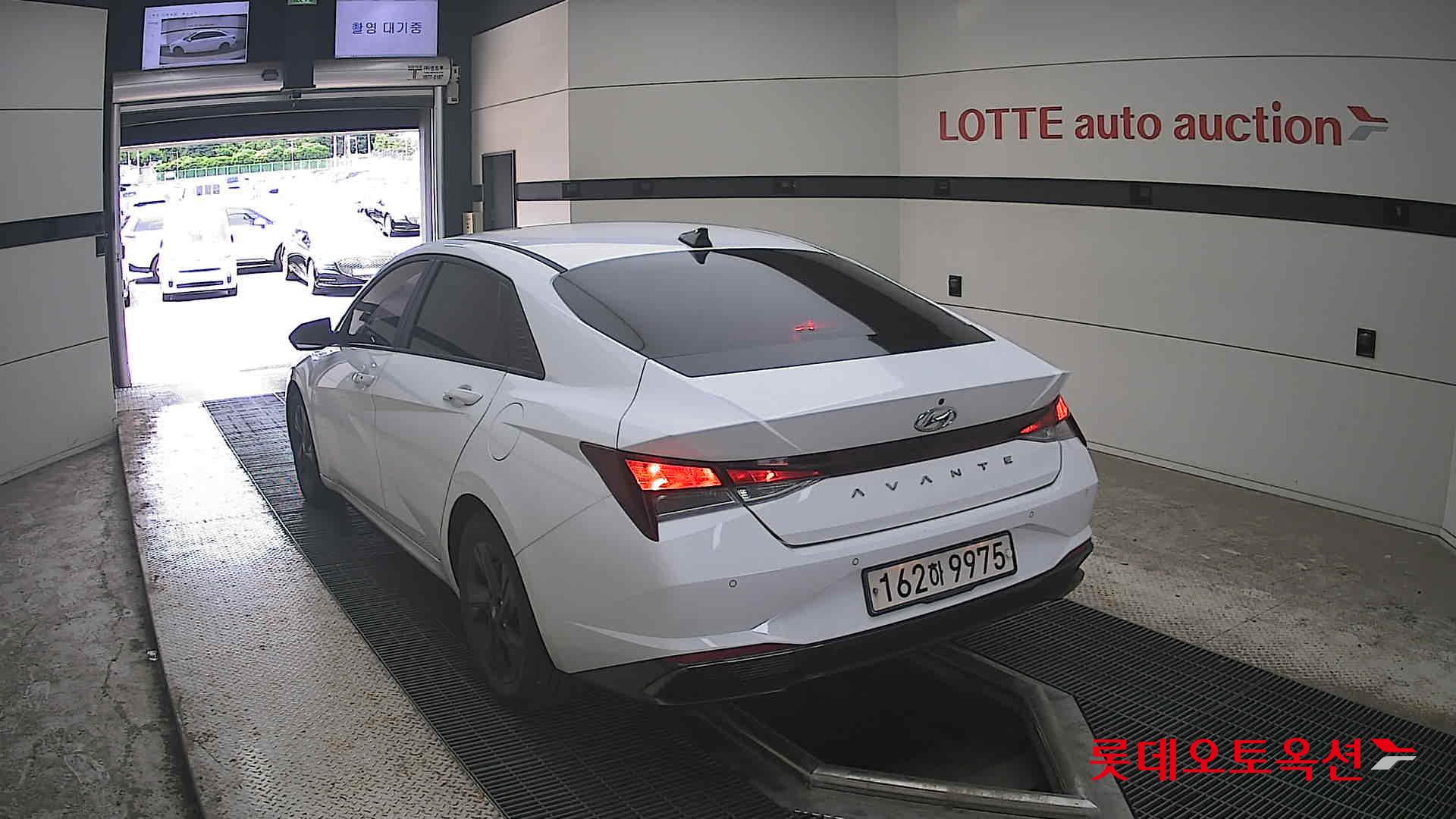 2021 - hyundai avante