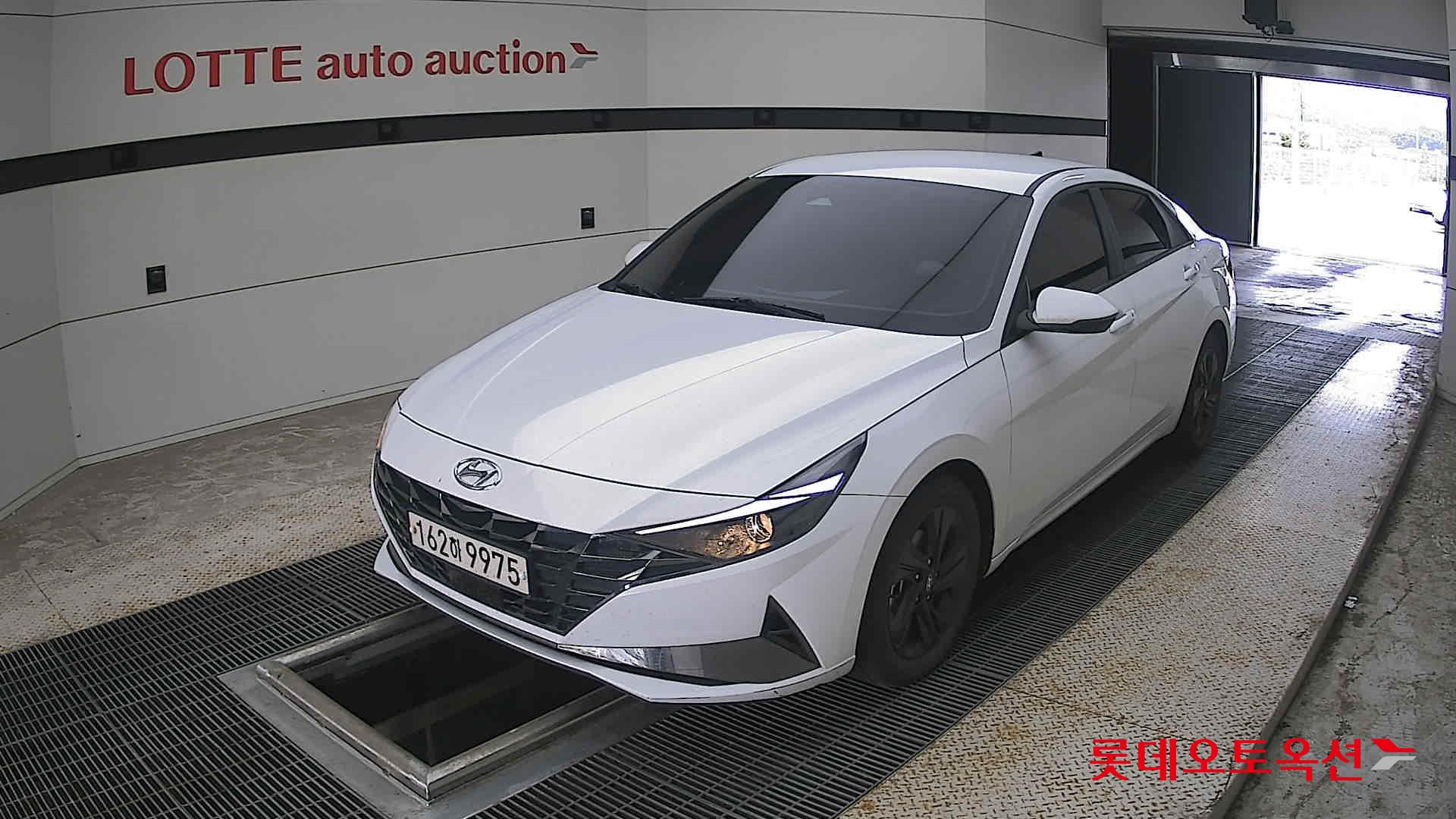 2021 - hyundai avante