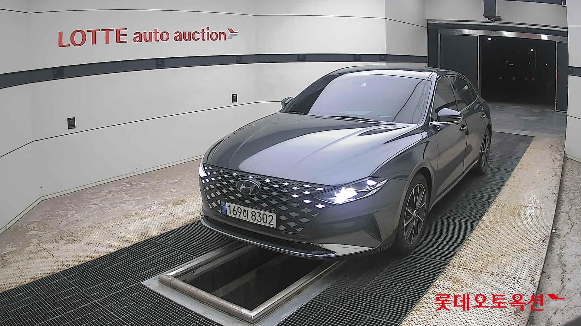 2022 - hyundai grandeur