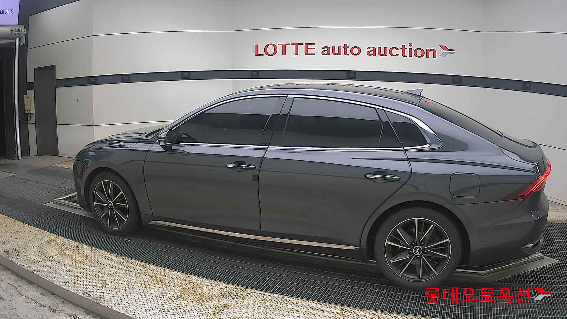 2022 - hyundai grandeur