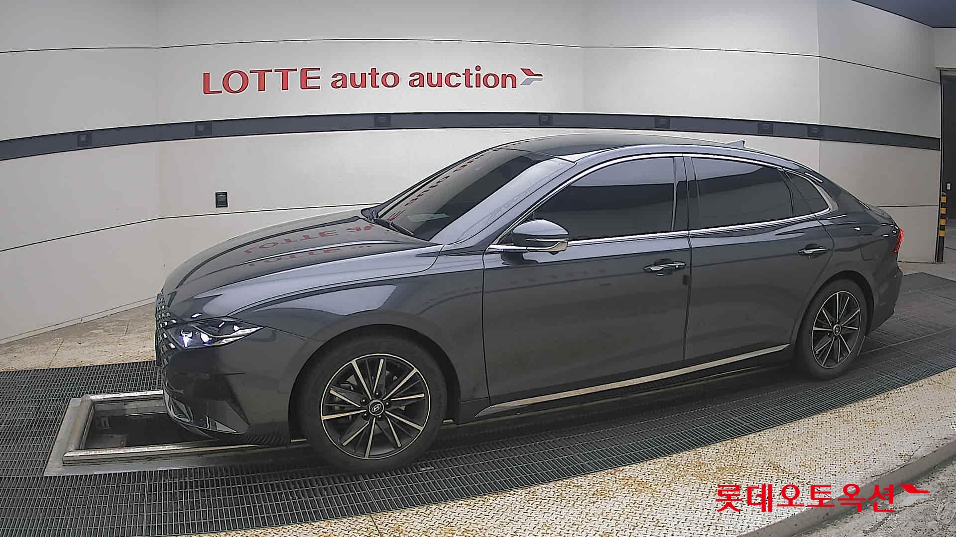 2022 - hyundai grandeur