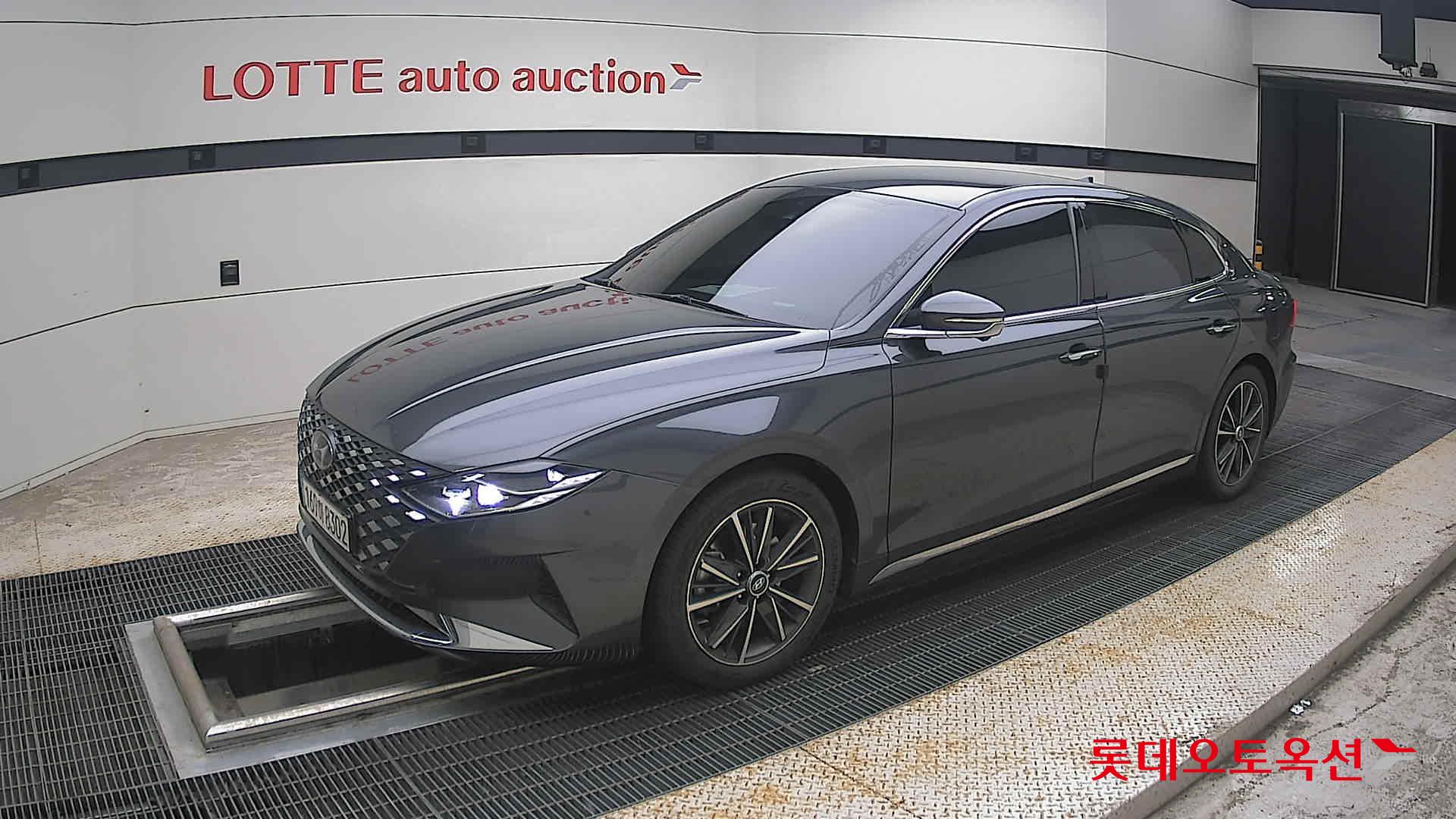 2022 - hyundai grandeur