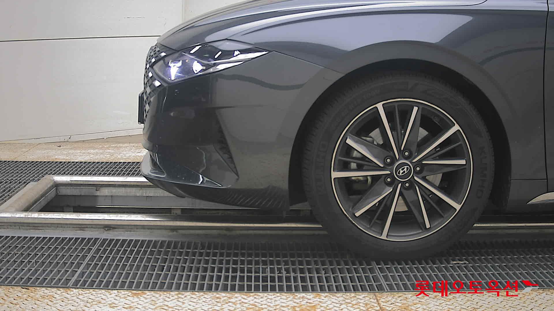 2022 - hyundai grandeur