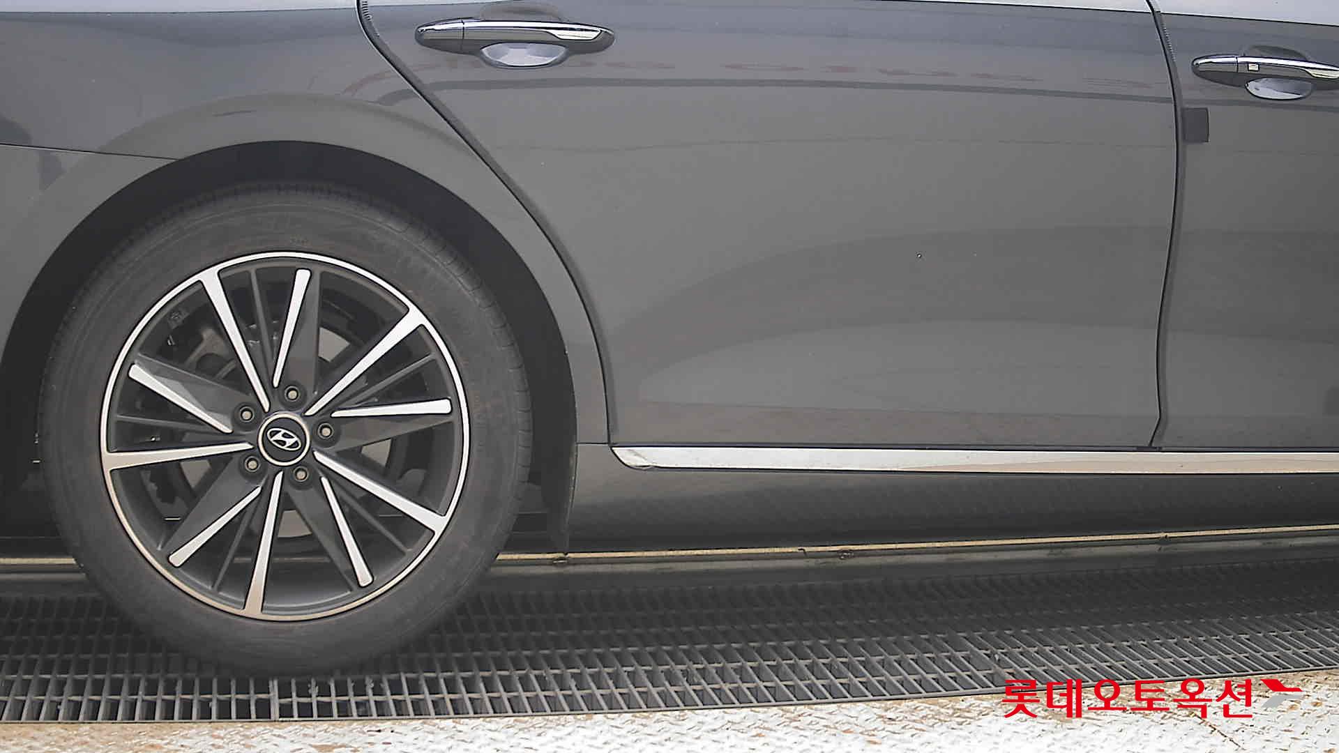 2022 - hyundai grandeur