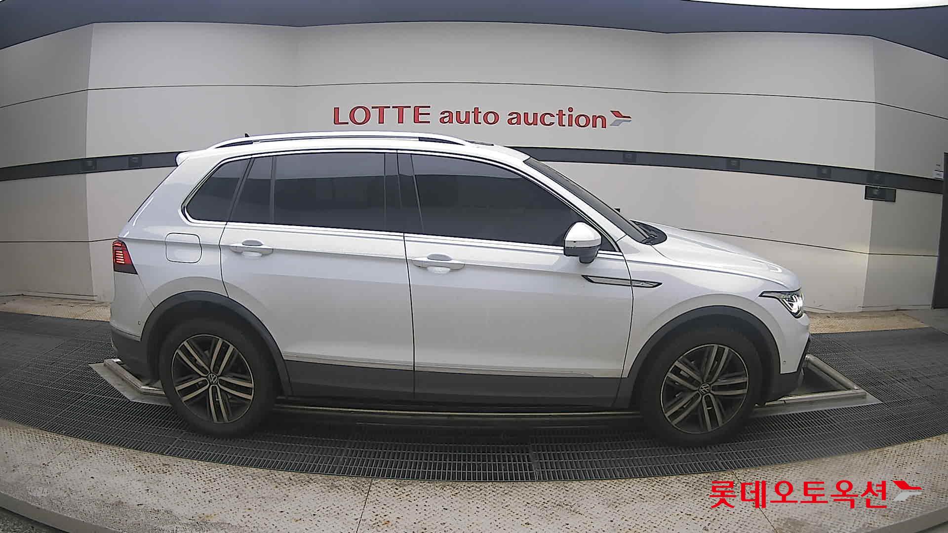 2022 - volkswagen tiguan