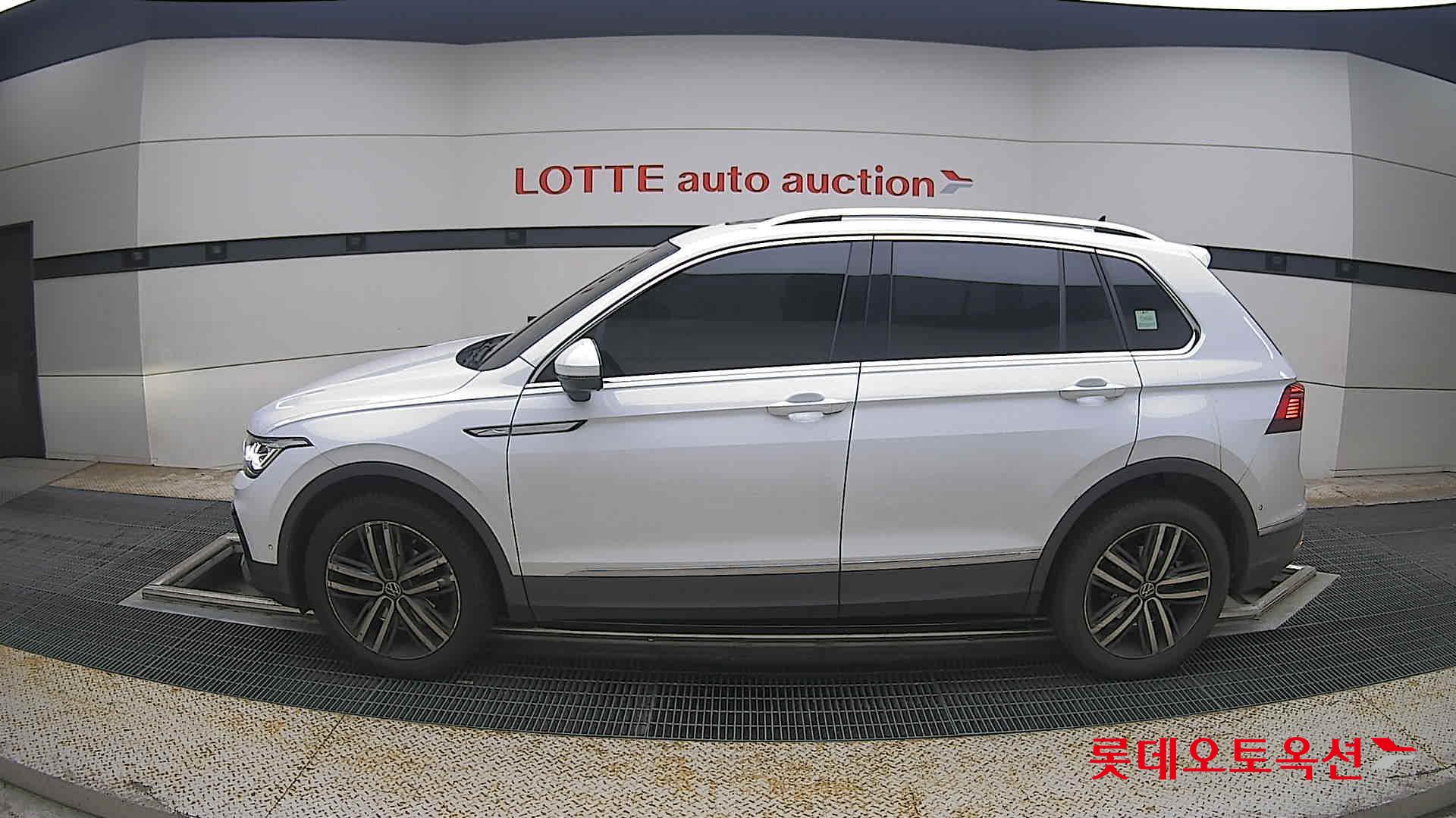 2022 - volkswagen tiguan