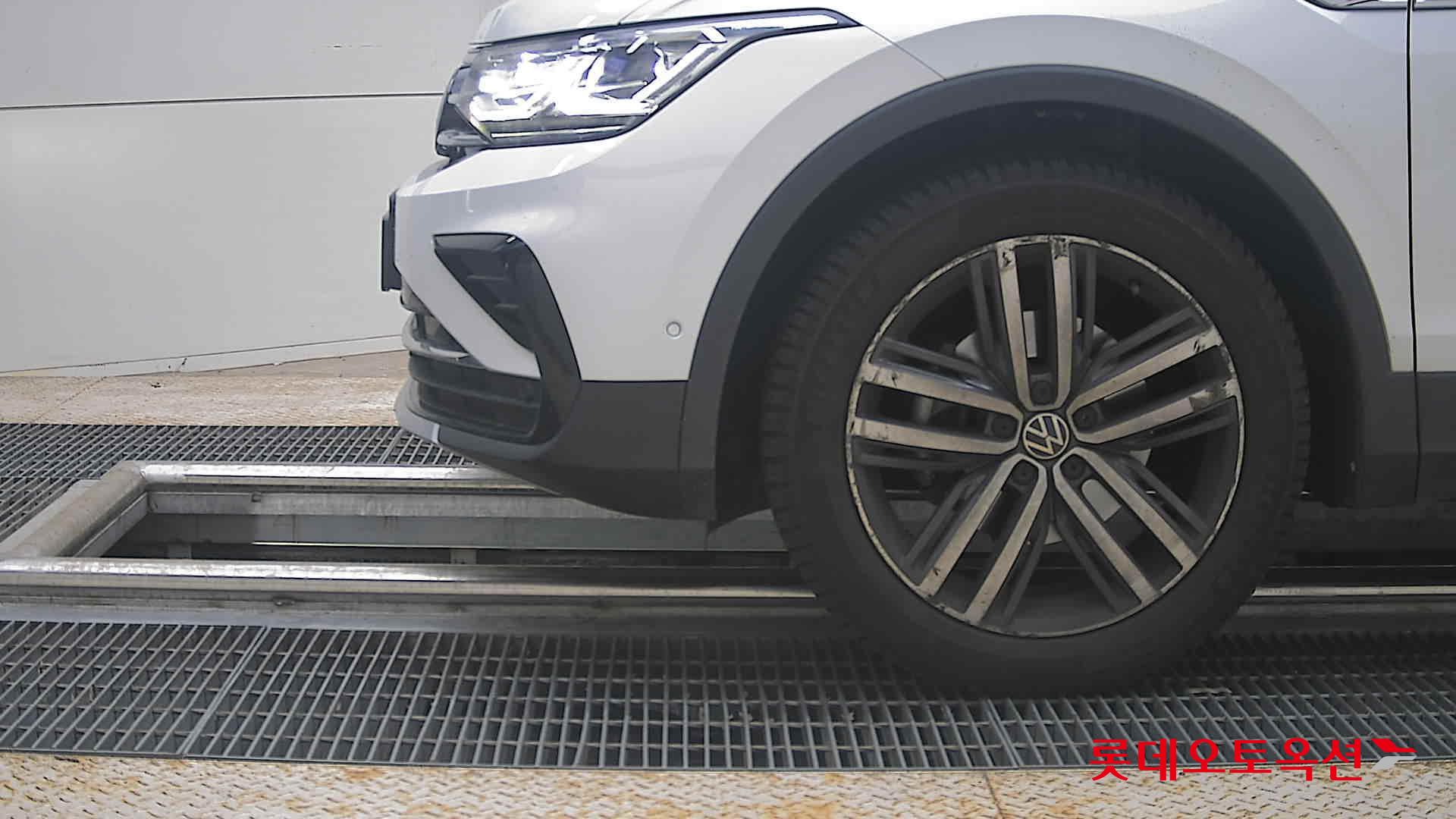 2022 - volkswagen tiguan