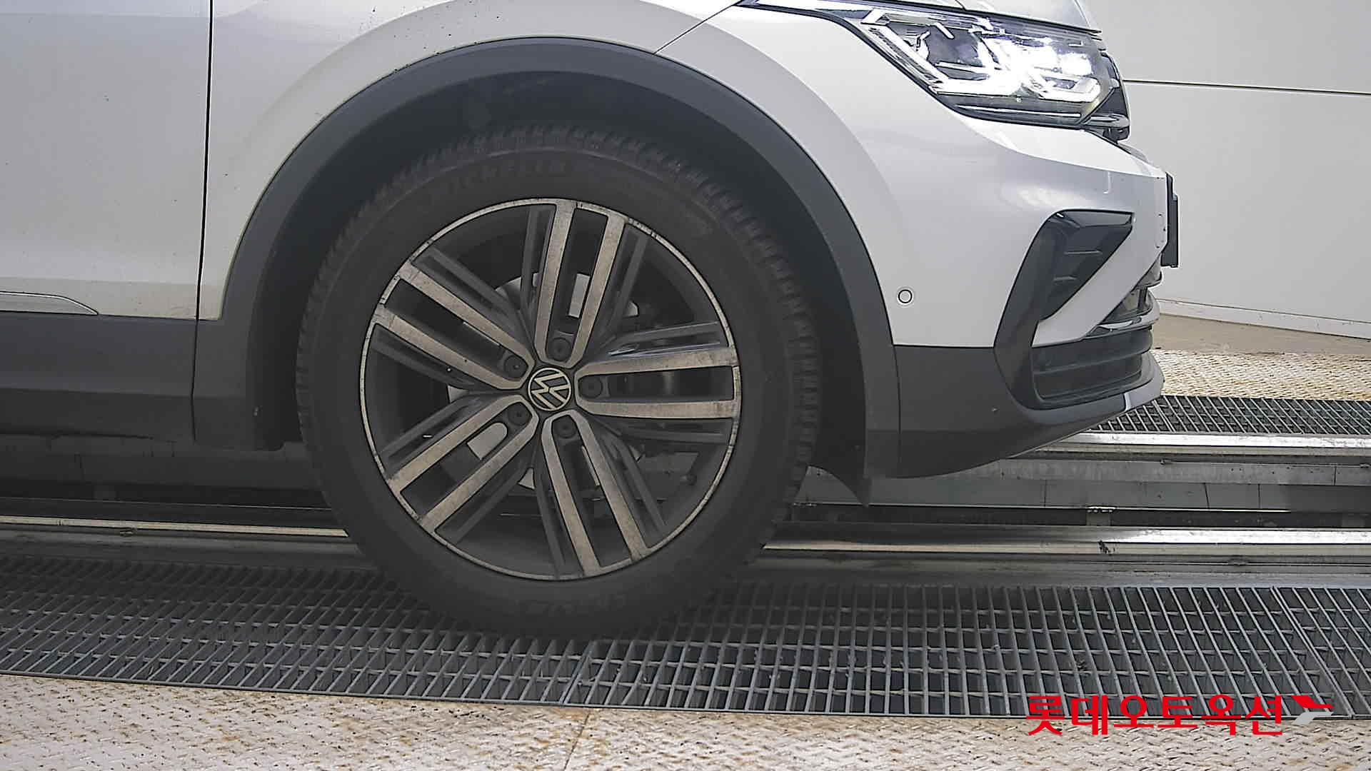 2022 - volkswagen tiguan