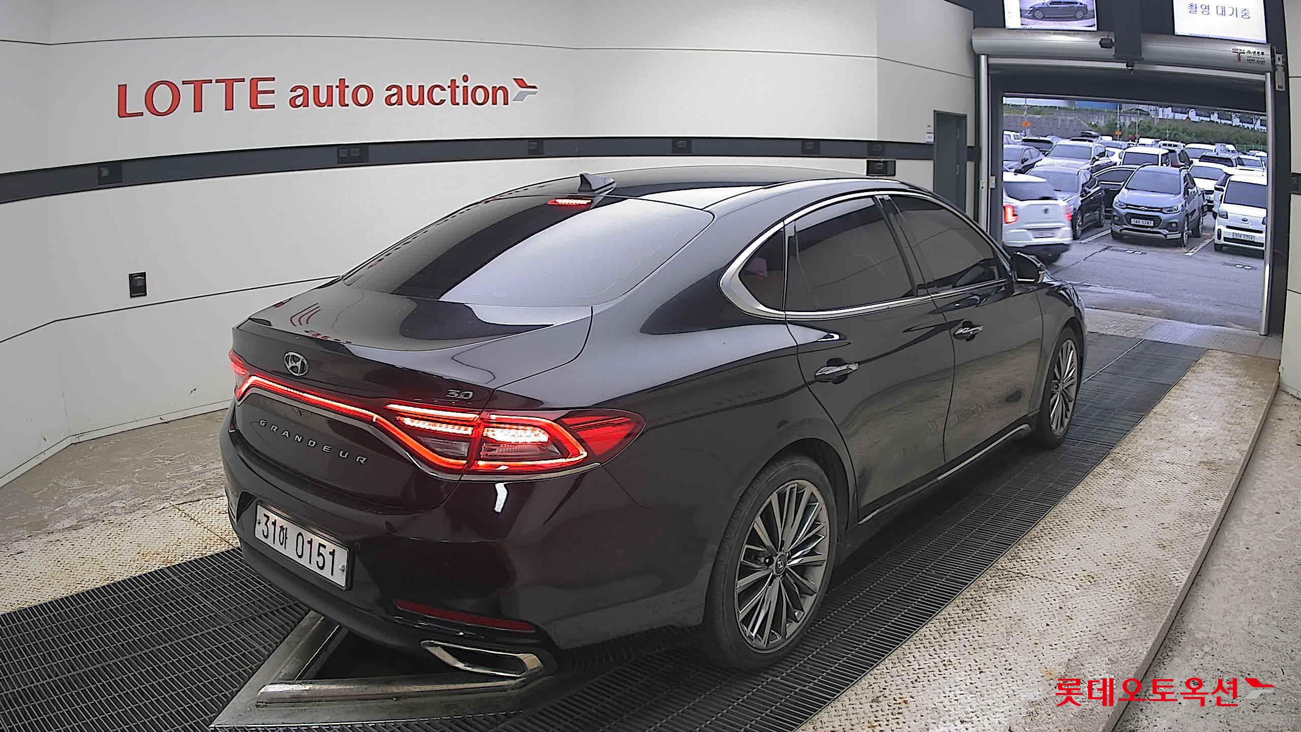 2019 - hyundai grandeur