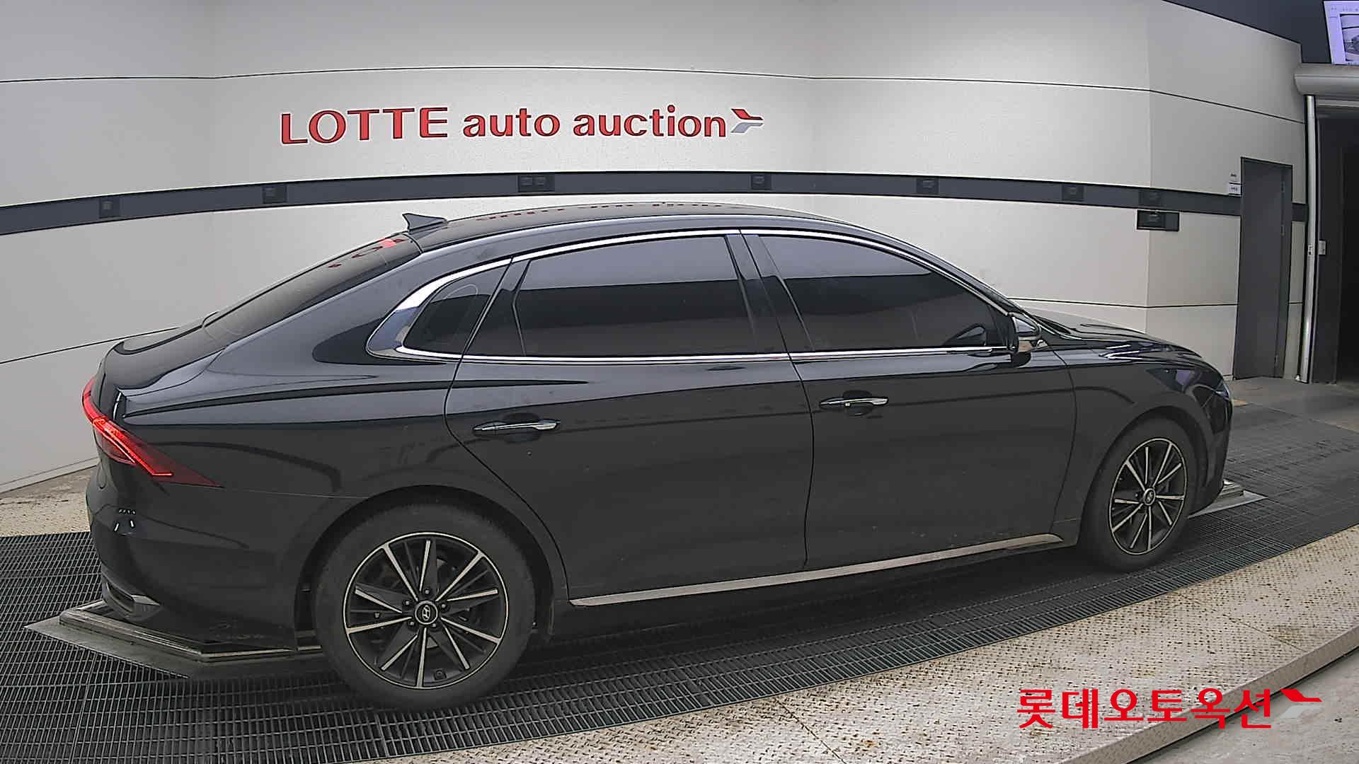 2020 - hyundai grandeur