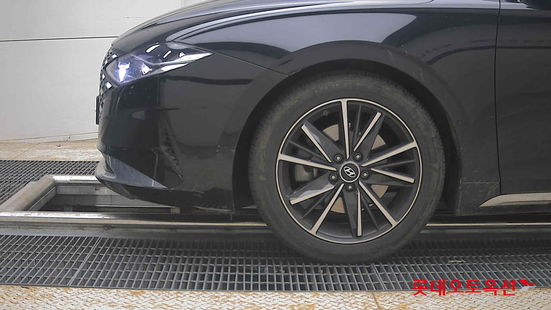 2020 - hyundai grandeur