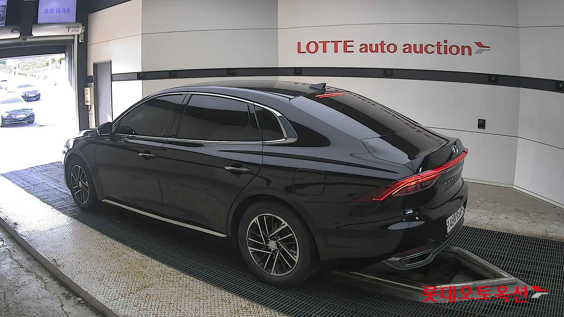 2021 - hyundai grandeur