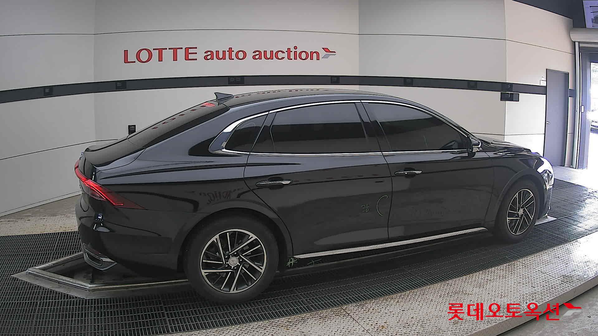 2021 - hyundai grandeur