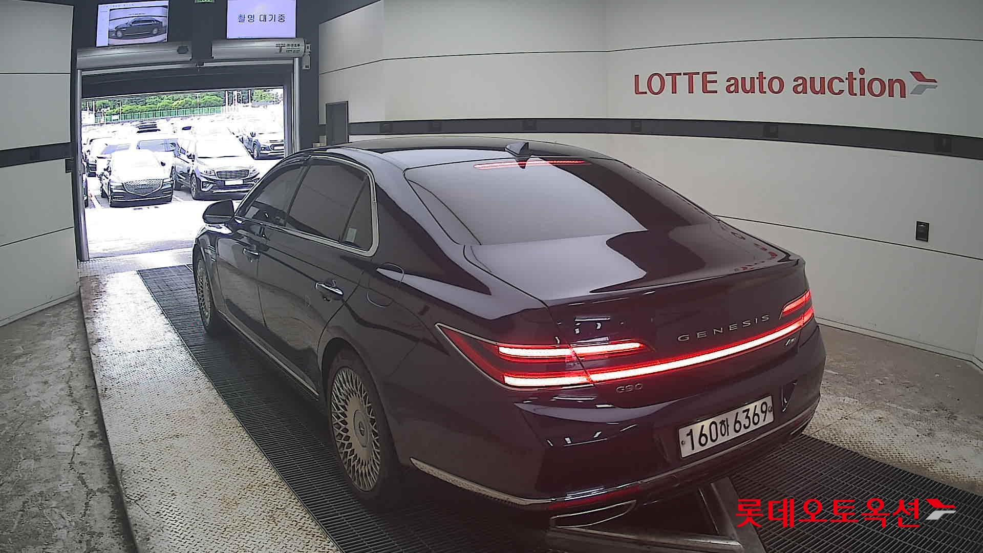 2021 - genesis g90