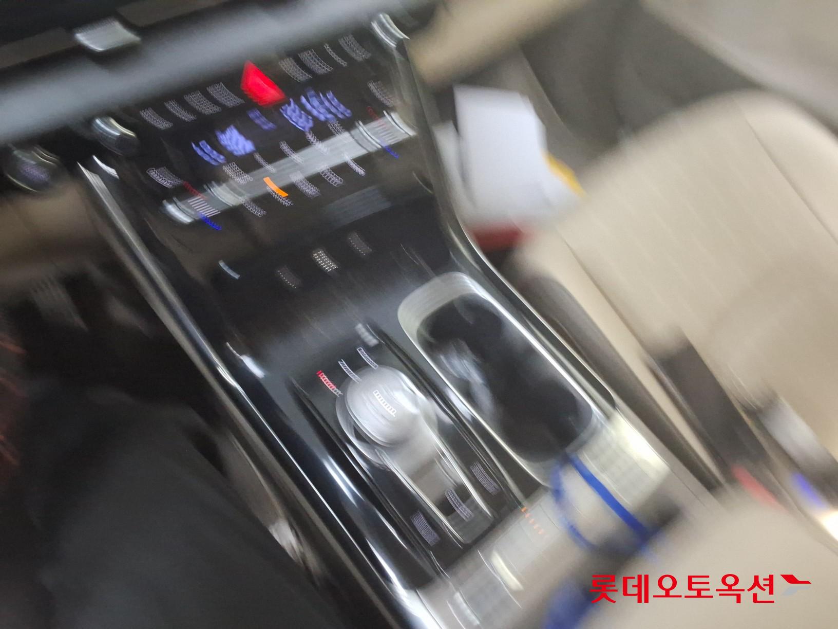 2021 - kia carnival