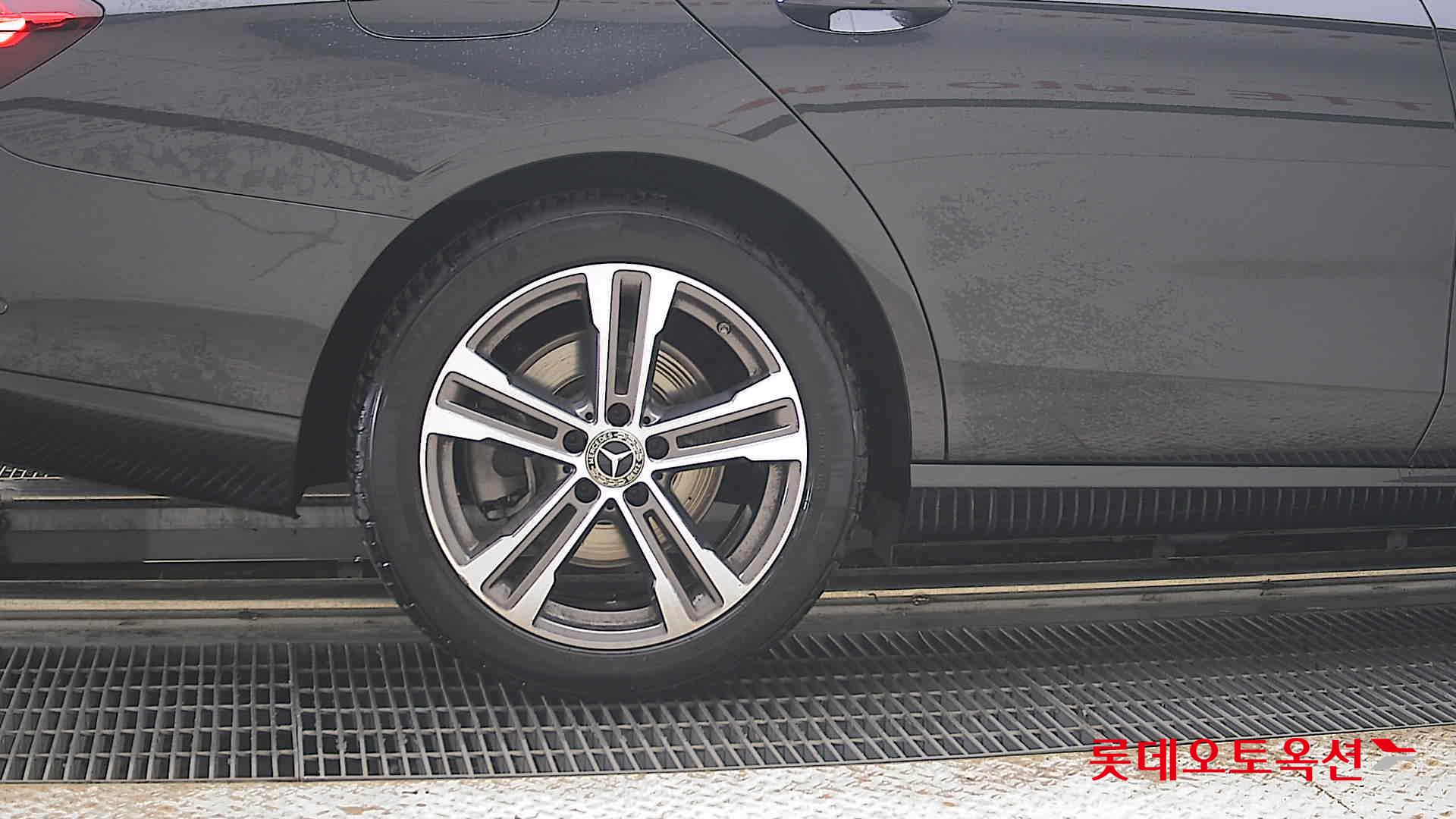 2022 - mercedes-benz e350