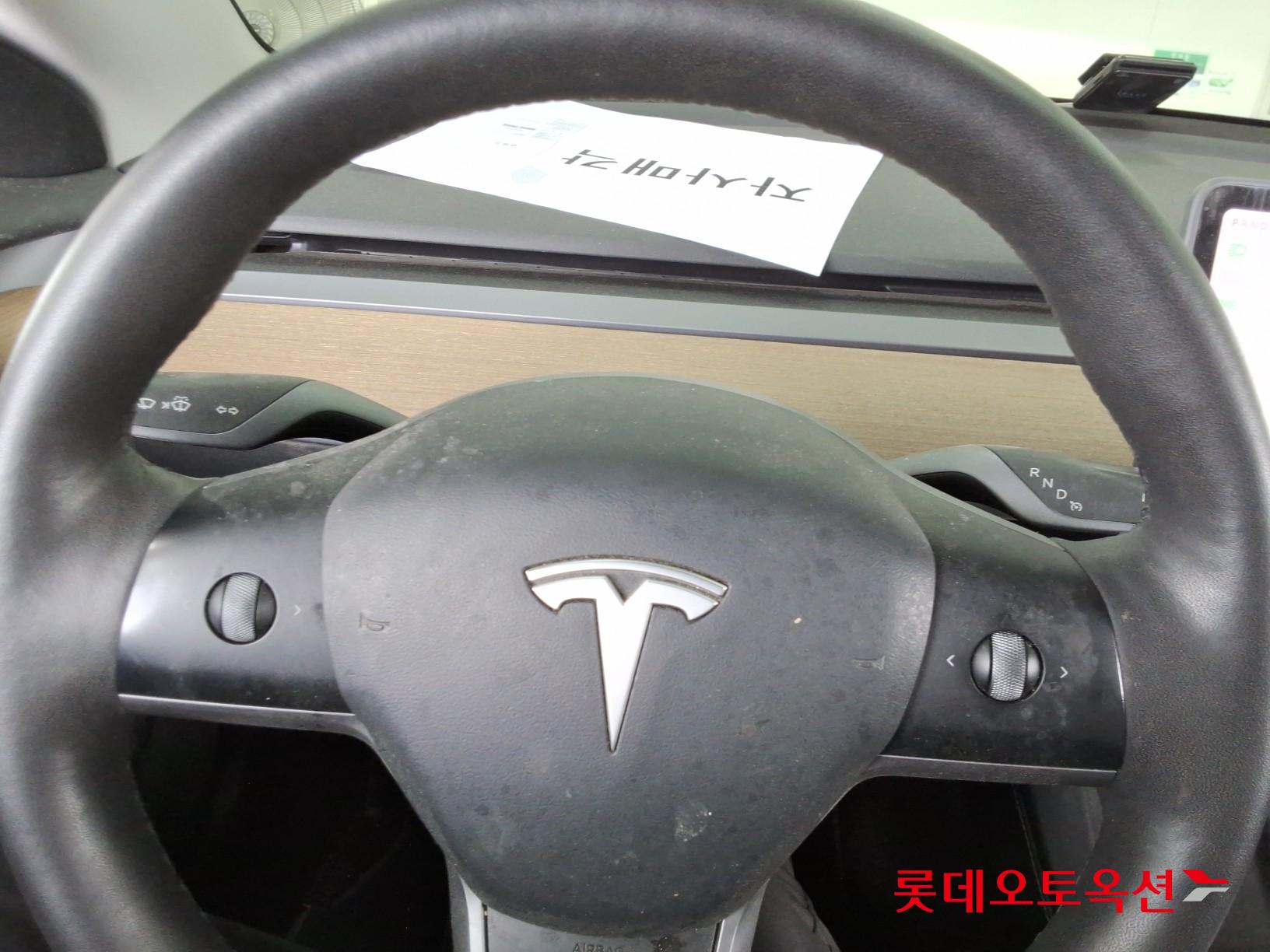 2021 - tesla model 3