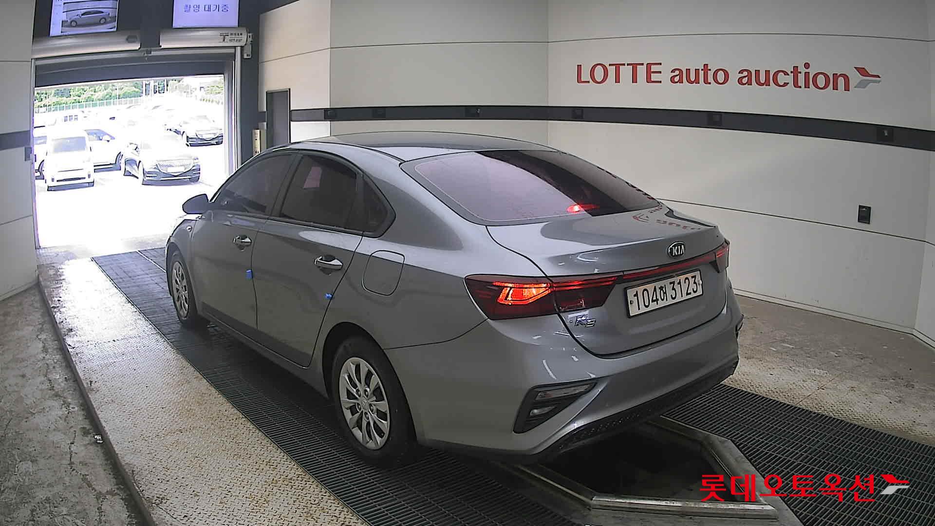 2021 - kia k3
