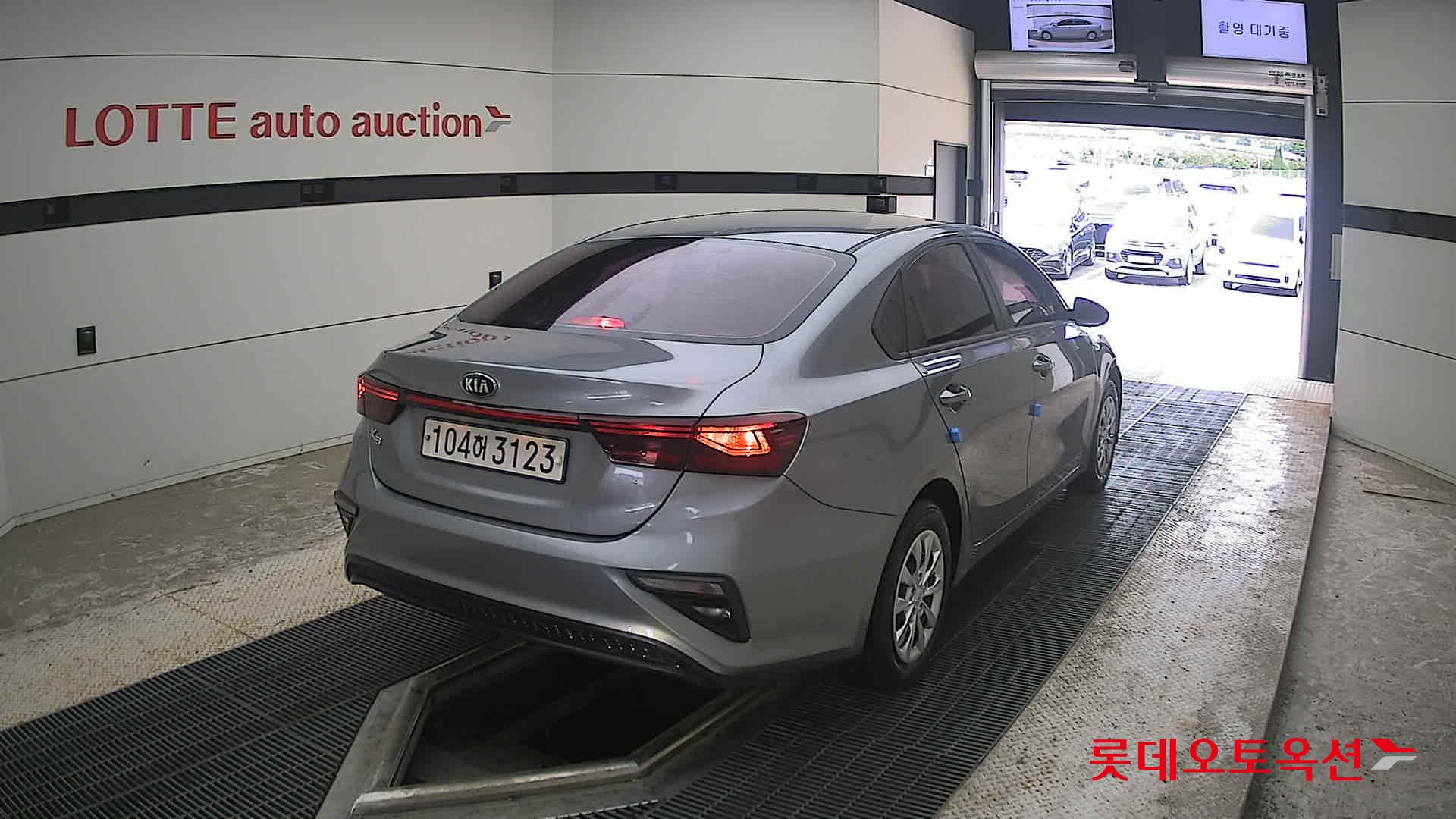 2021 - kia k3