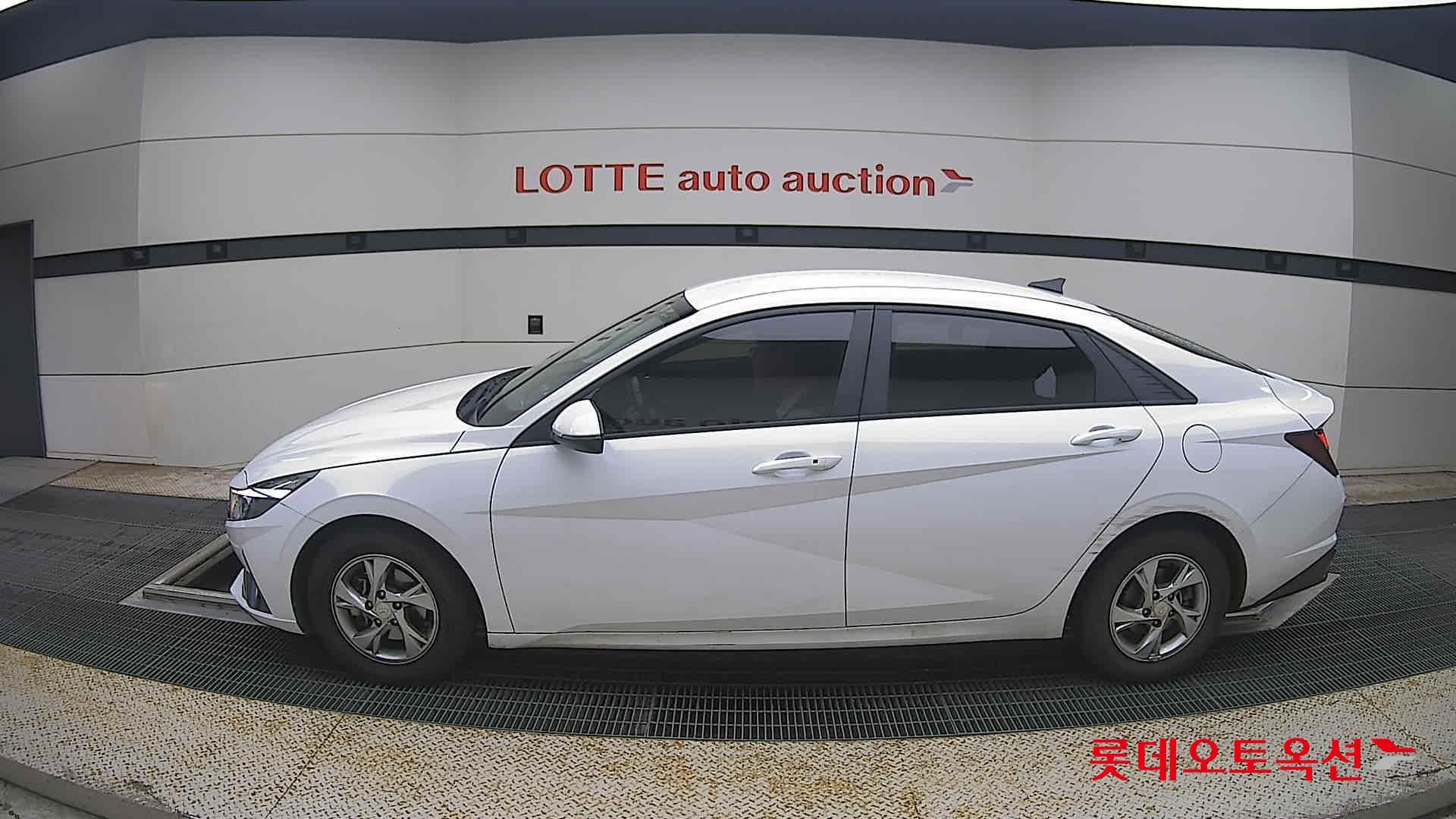 2021 - hyundai avante