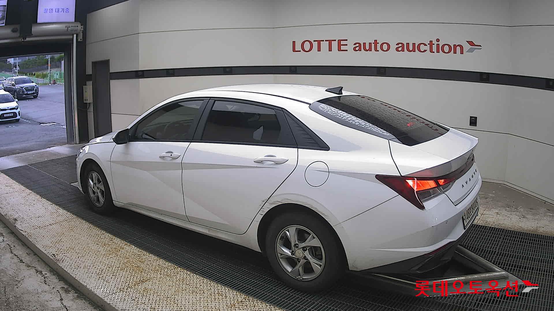 2021 - hyundai avante