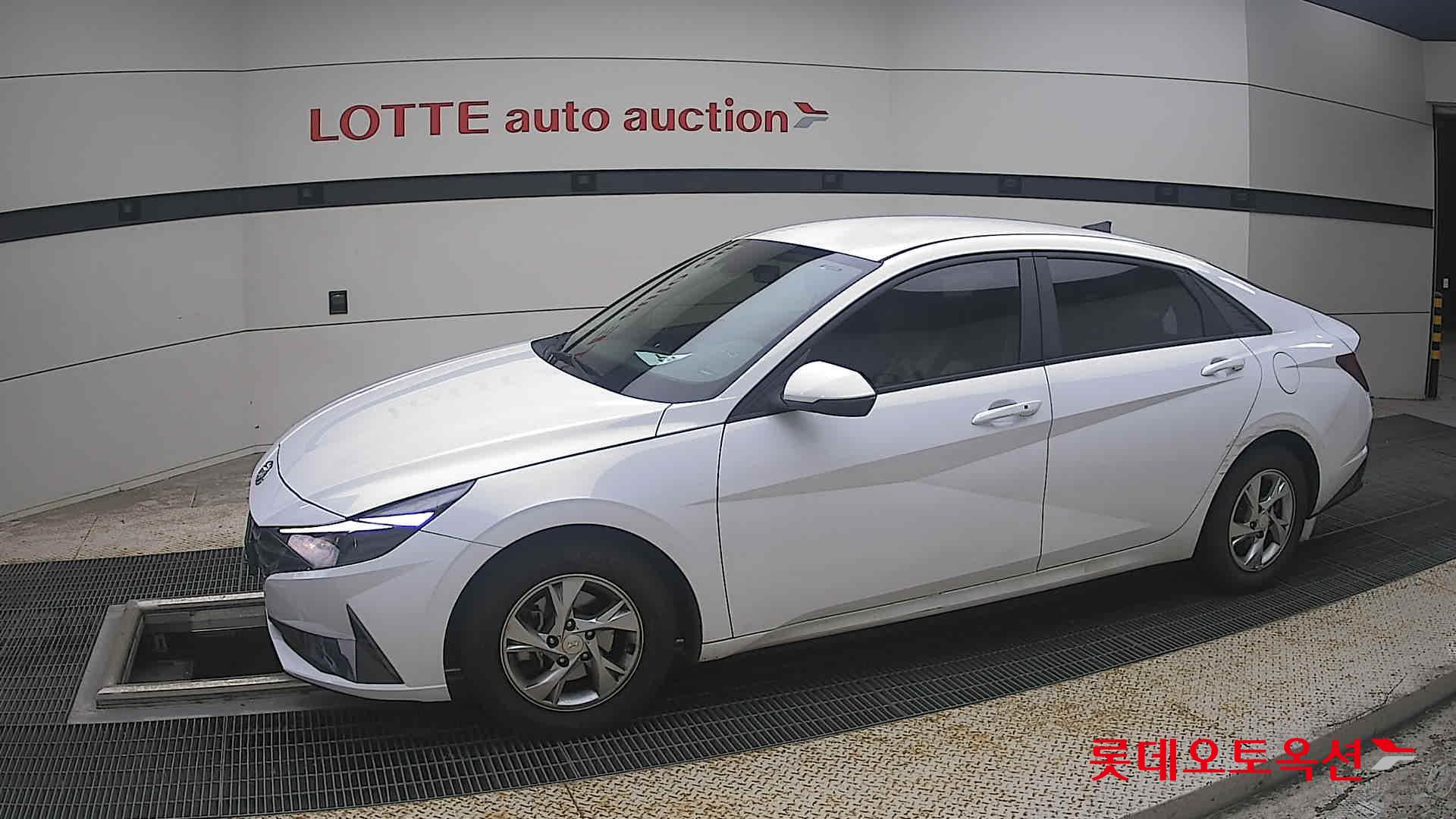 2021 - hyundai avante