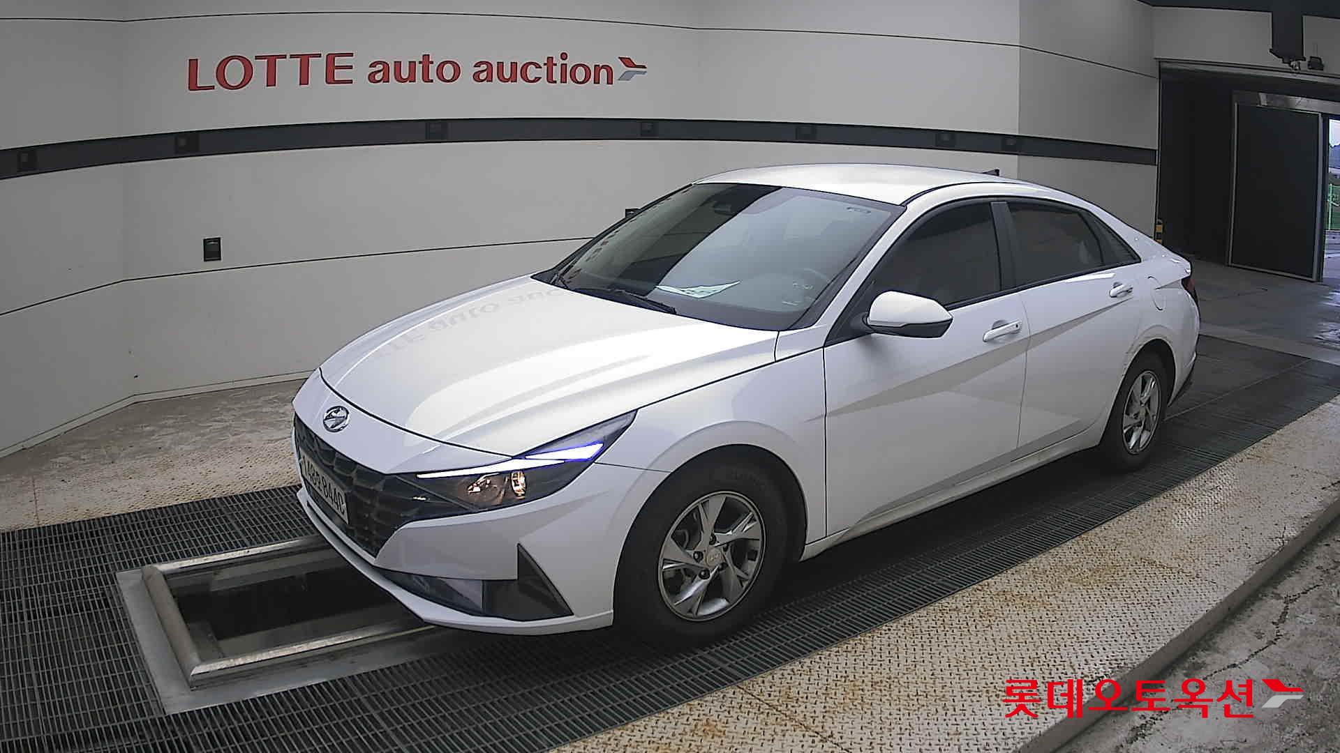 2021 - hyundai avante