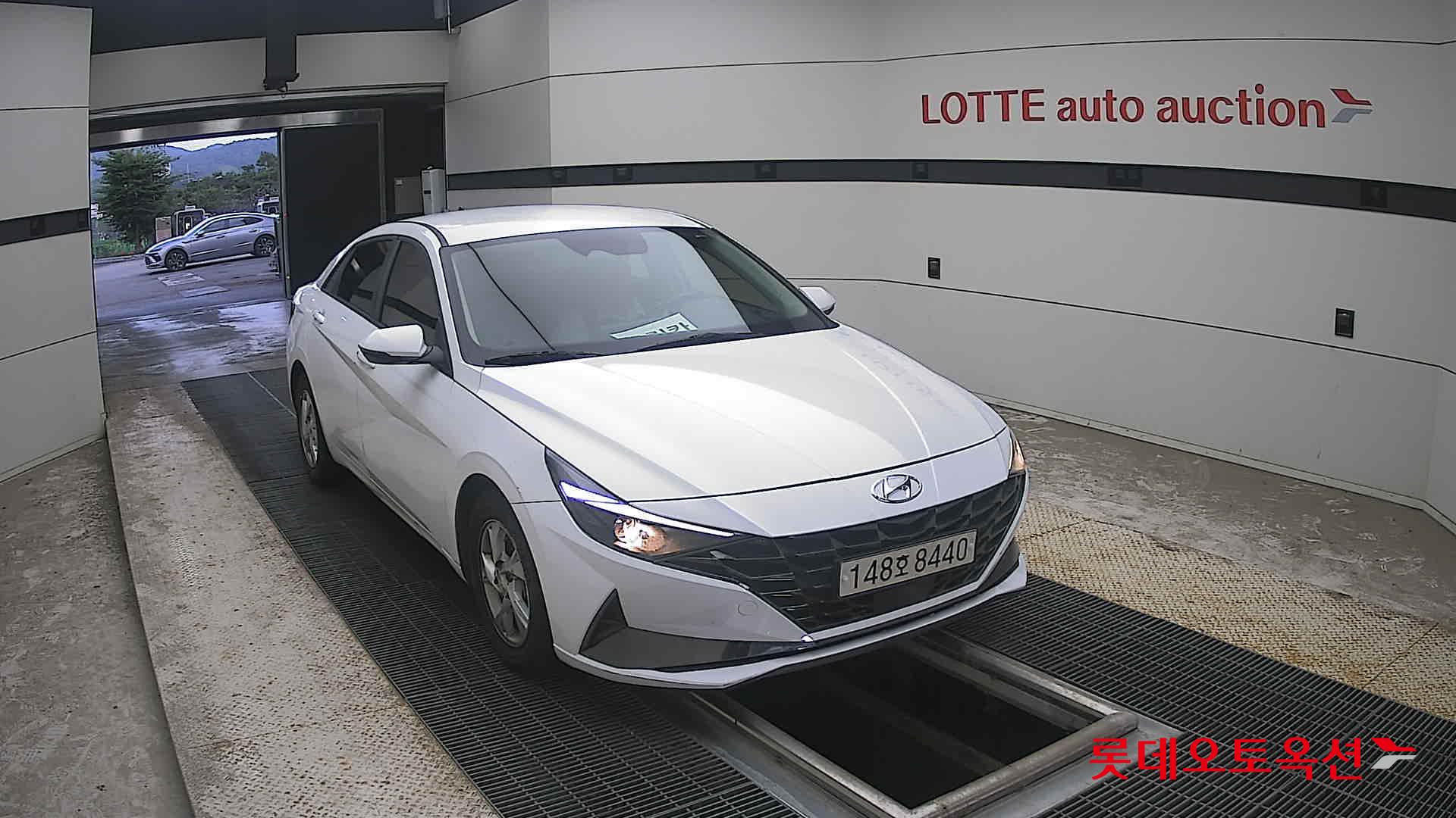 2021 - hyundai avante
