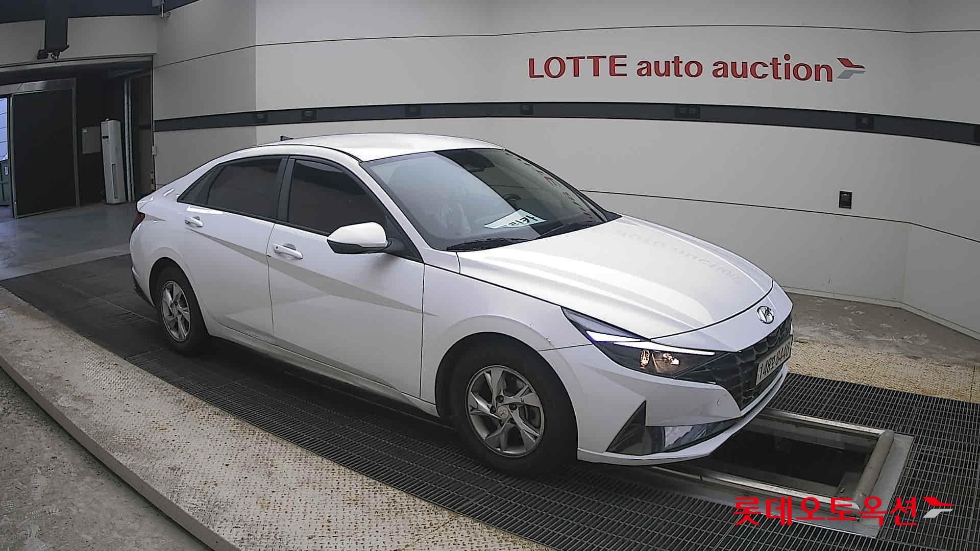 2021 - hyundai avante