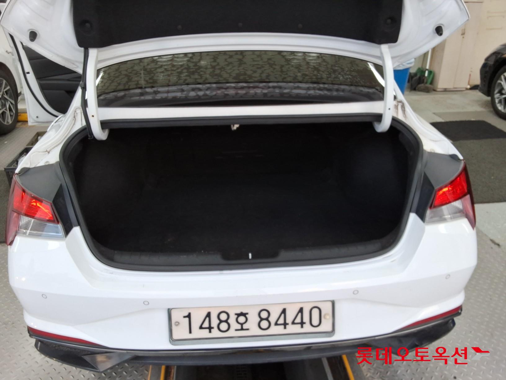2021 - hyundai avante