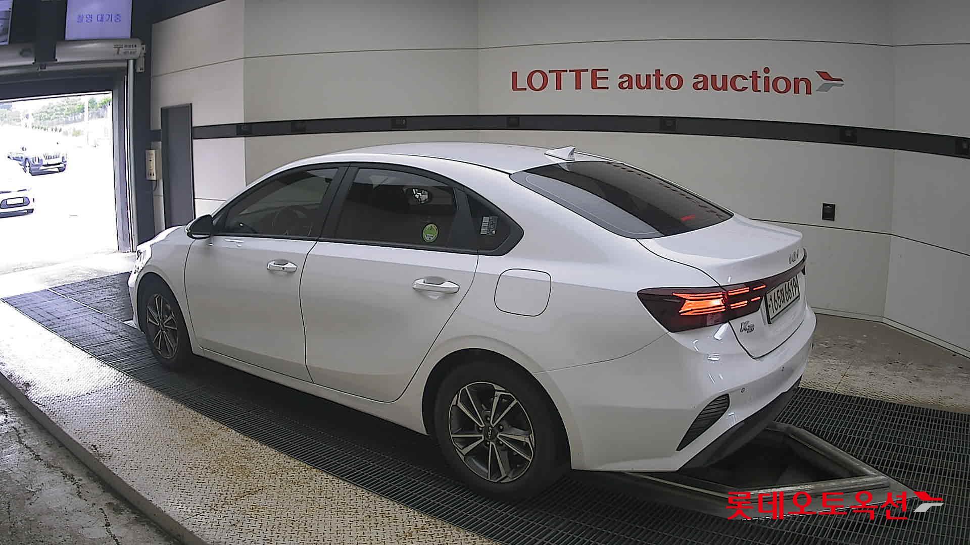 2022 - kia k3