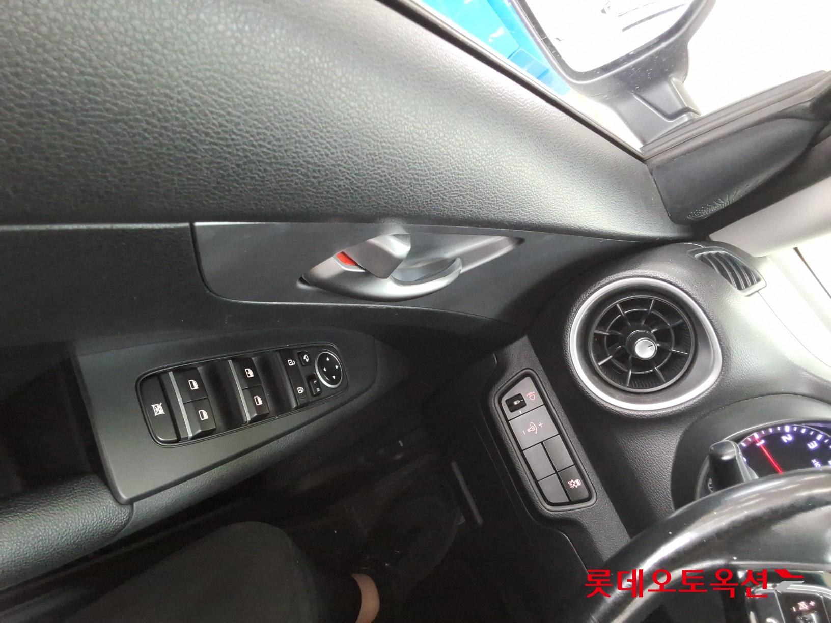 2022 - kia k3