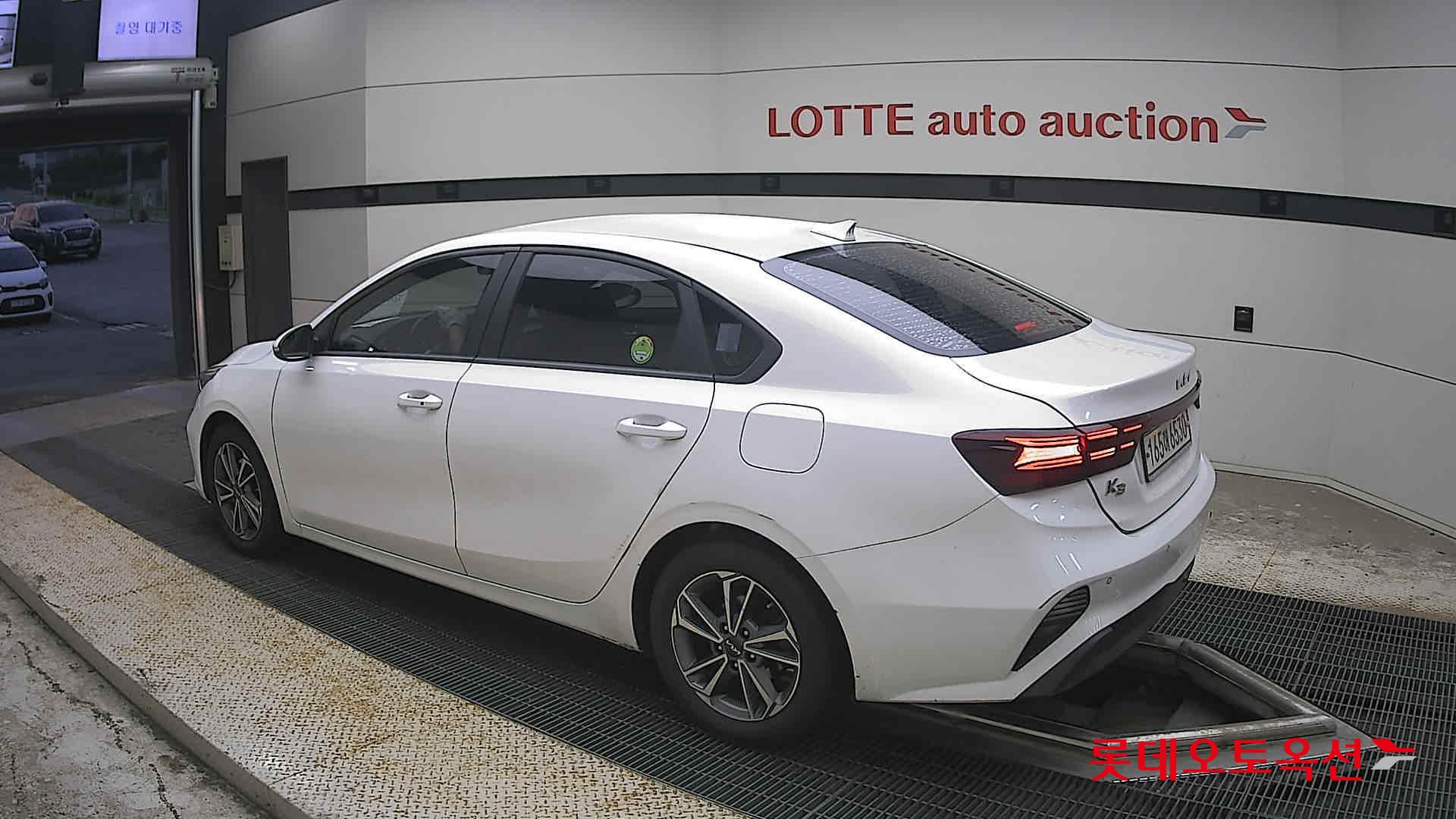 2022 - kia k3